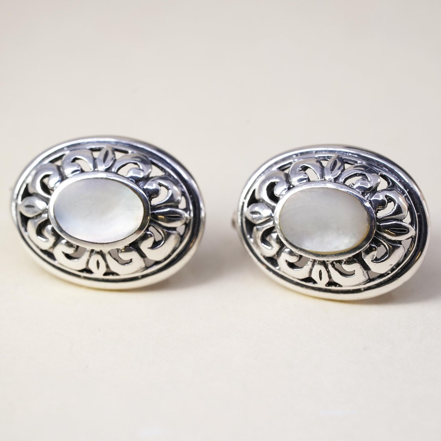 Vintage sterling silver earrings, 925 filigree studs with oval mother of pearl