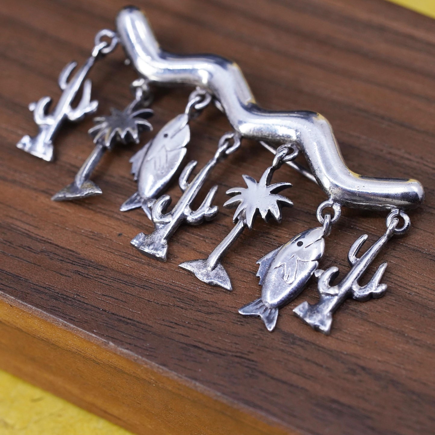 VTG Mexican sterling 925 silver handmade brooch cactus palm tree fish charms