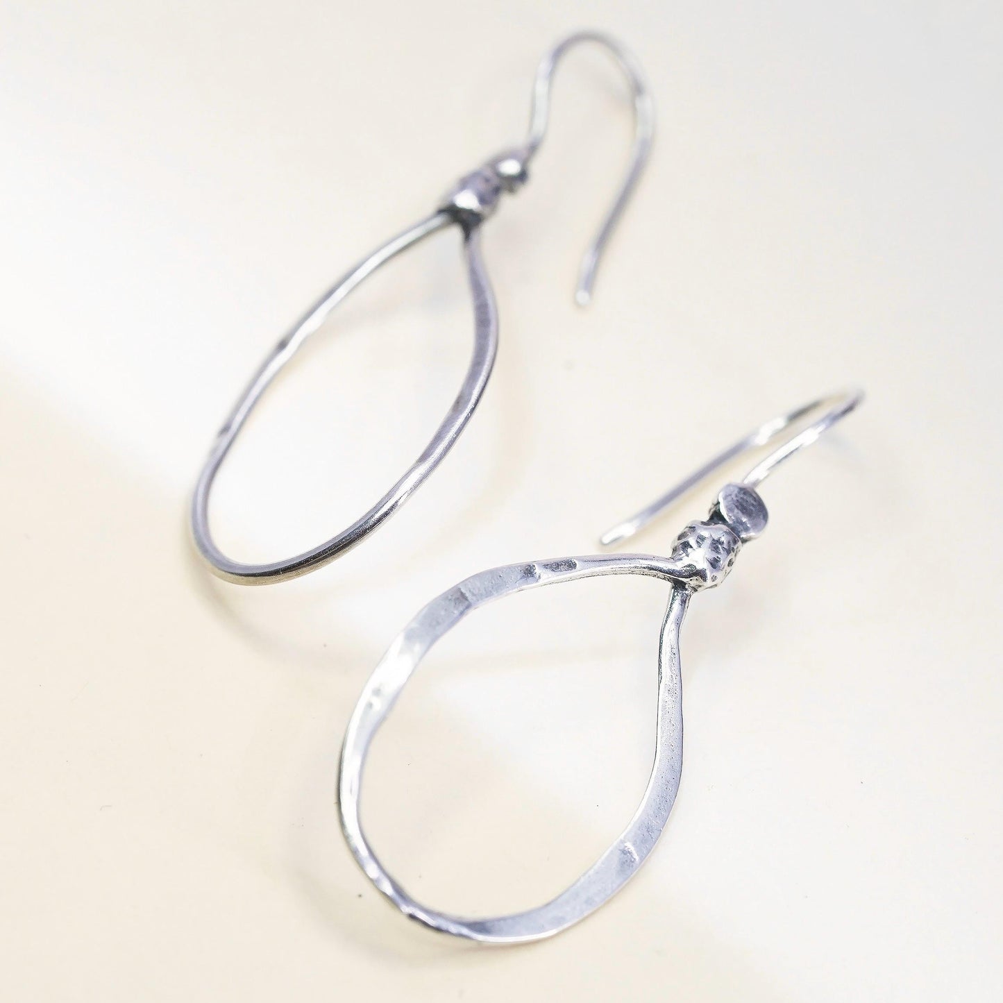 Vintage Silpada Israeli Lasso 925 Sterling Silver teardrop loop Earrings W1551
