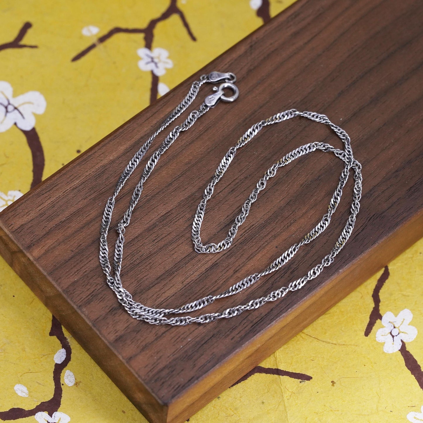 18”, 2mm, vintage Sterling silver necklace, 925 twisted curb chain