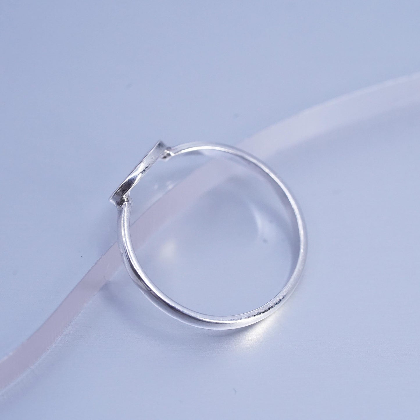 Size 8, vintage Sterling 925 silver stackable ring, initial letter O band