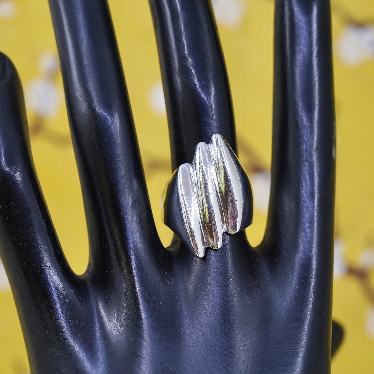 Size 7.5, vintage Mexican sterling silver handmade ring, 925 ribbed band