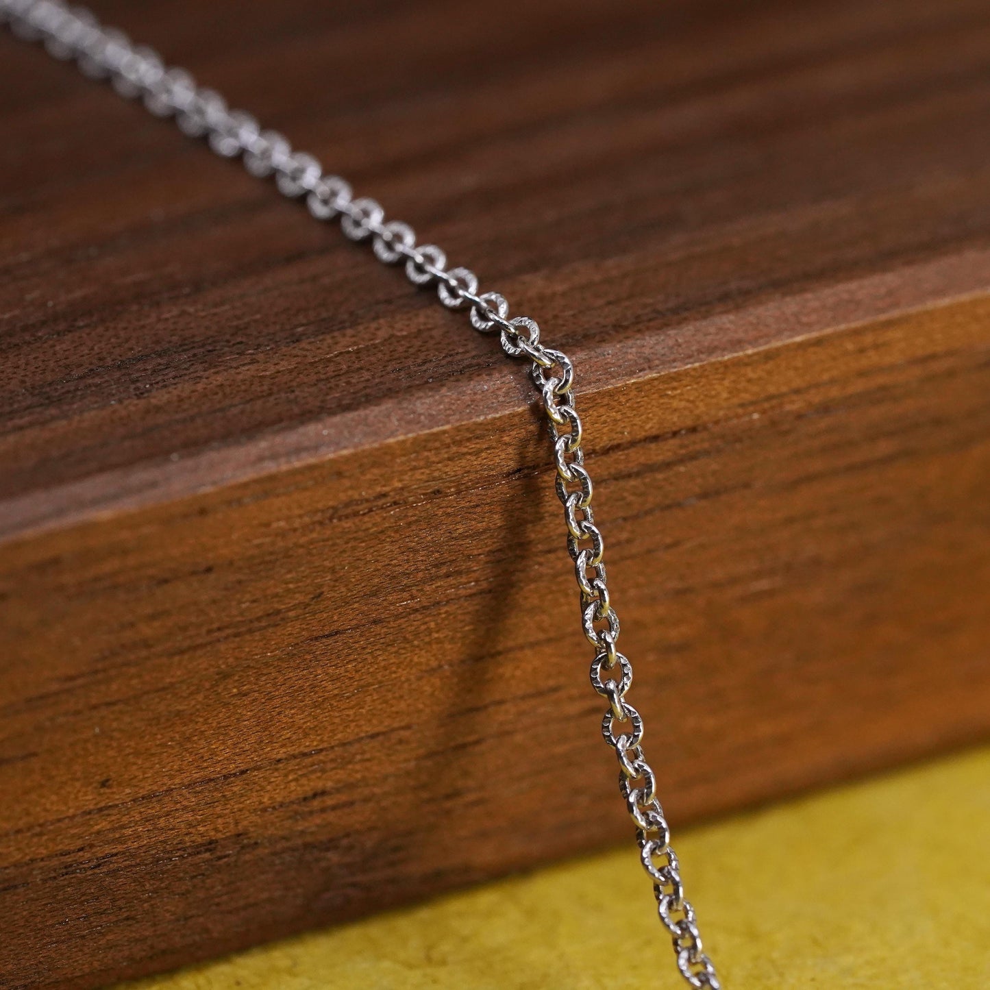 18", 1mm, vintage Sterling silver necklace, Italy 925 circle chain