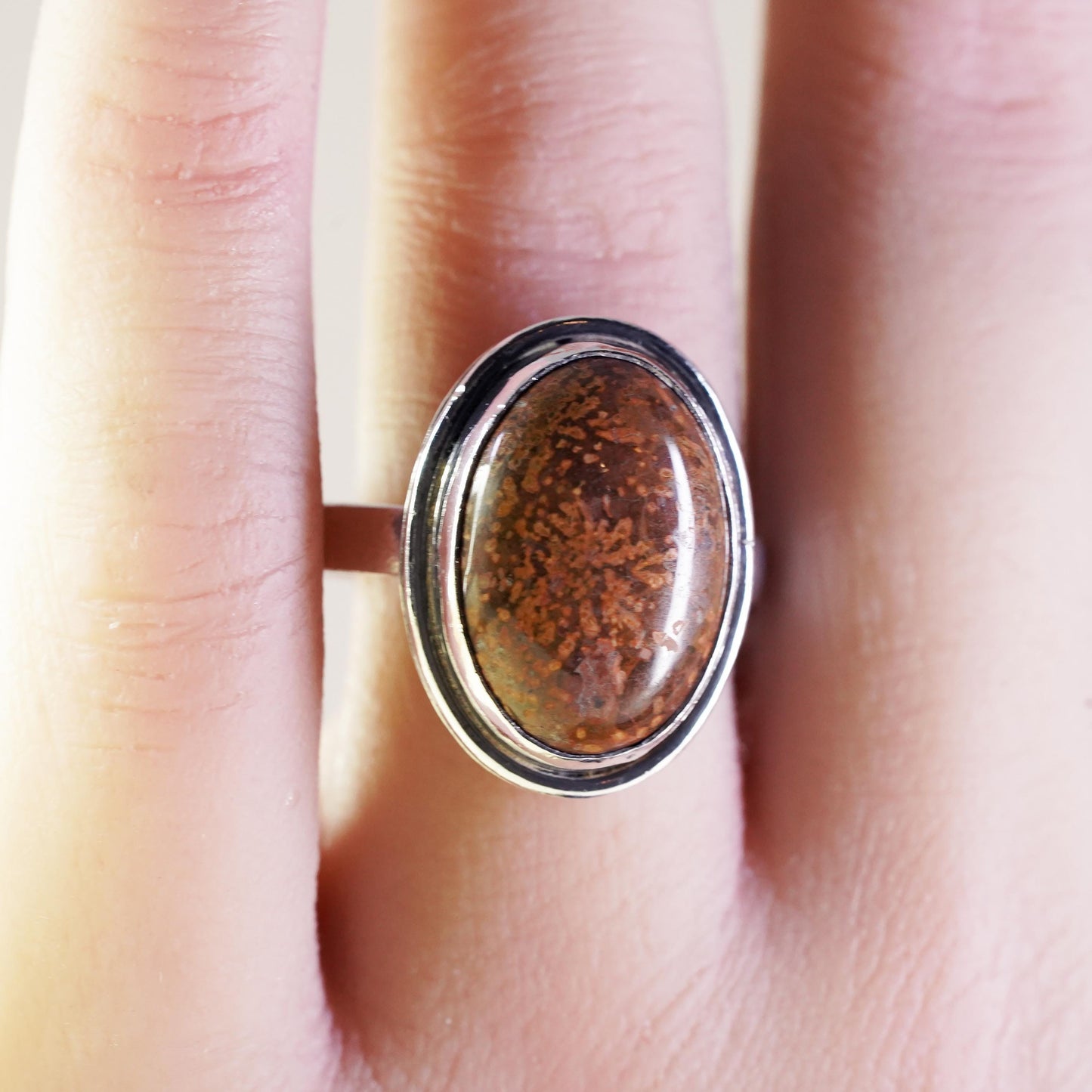 Size 8.25, vintage southwestern sterling 925 silver ring with oval brown jasper
