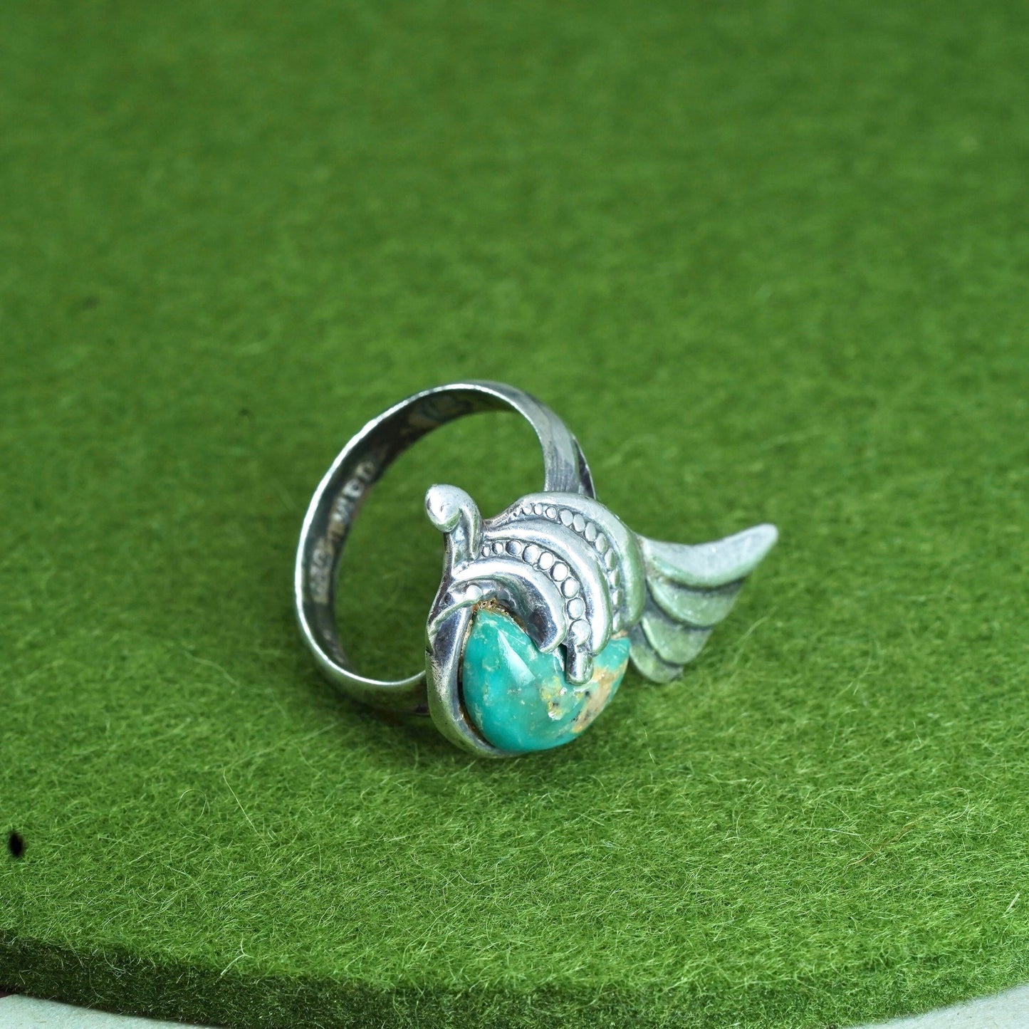 Size 10, Native American sterling silver 925 ring with turquoise ribbed details
