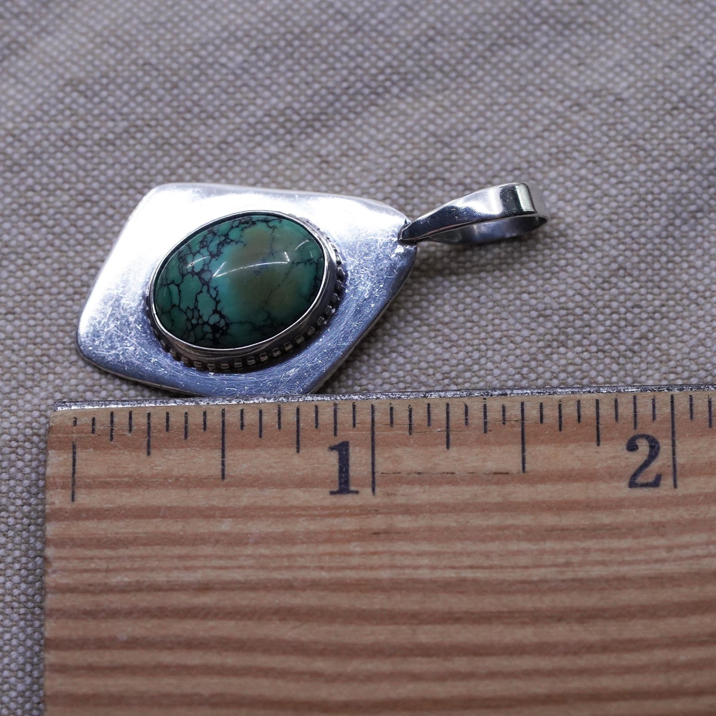 Vintage Native American Sterling 925 silver handmade pendant with turquoise