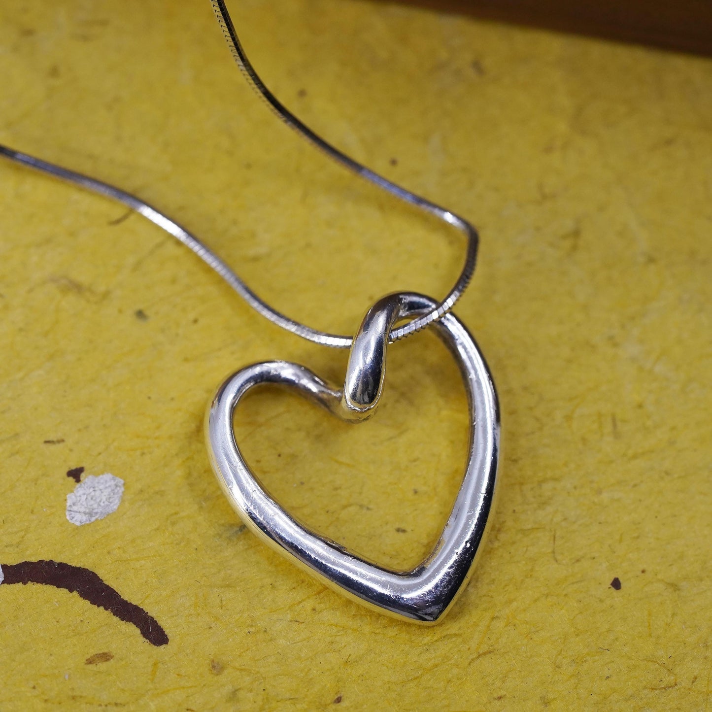 18", 1mm, vintage Sterling silver necklace, 925 snake chain with heart pendant