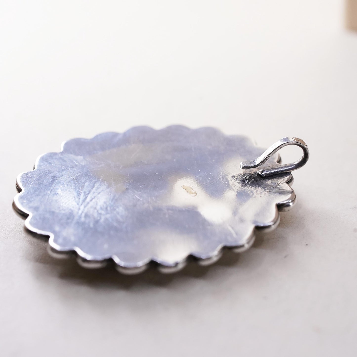 Vintage sterling silver handmade pendant, 925 oval with yellow mother of pearl
