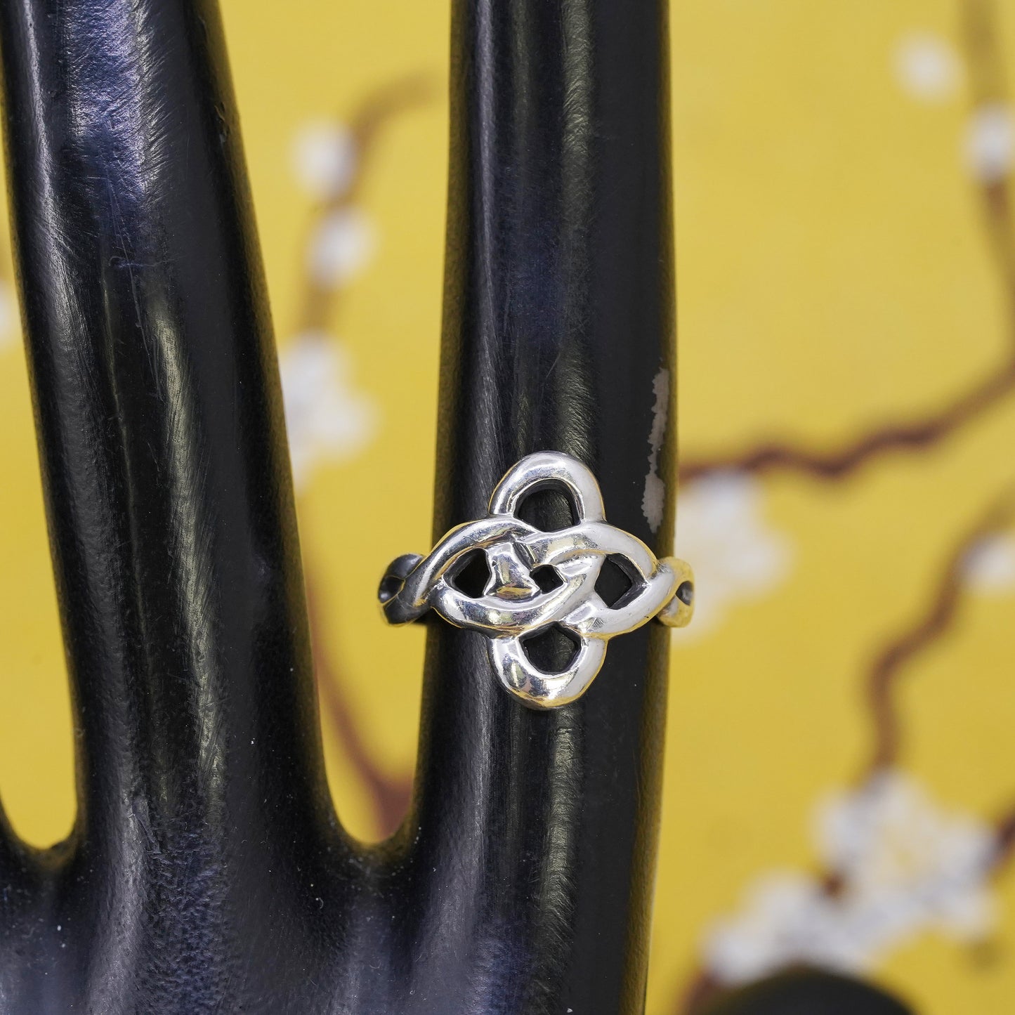 Size 4.75, vintage Sterling silver handmade wired ring, 925 Irish band