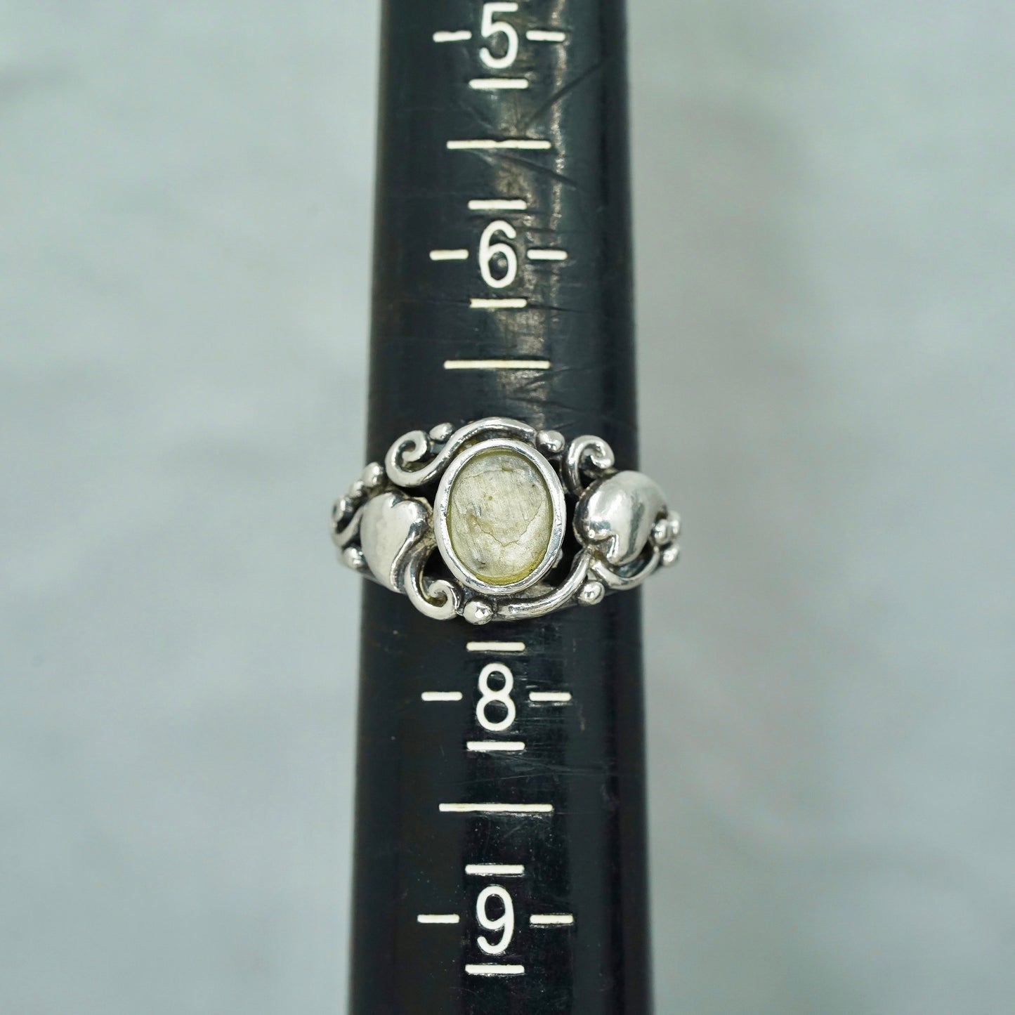 Size 7.25, vintage southwestern Sterling 925 silver ring, beads vines band