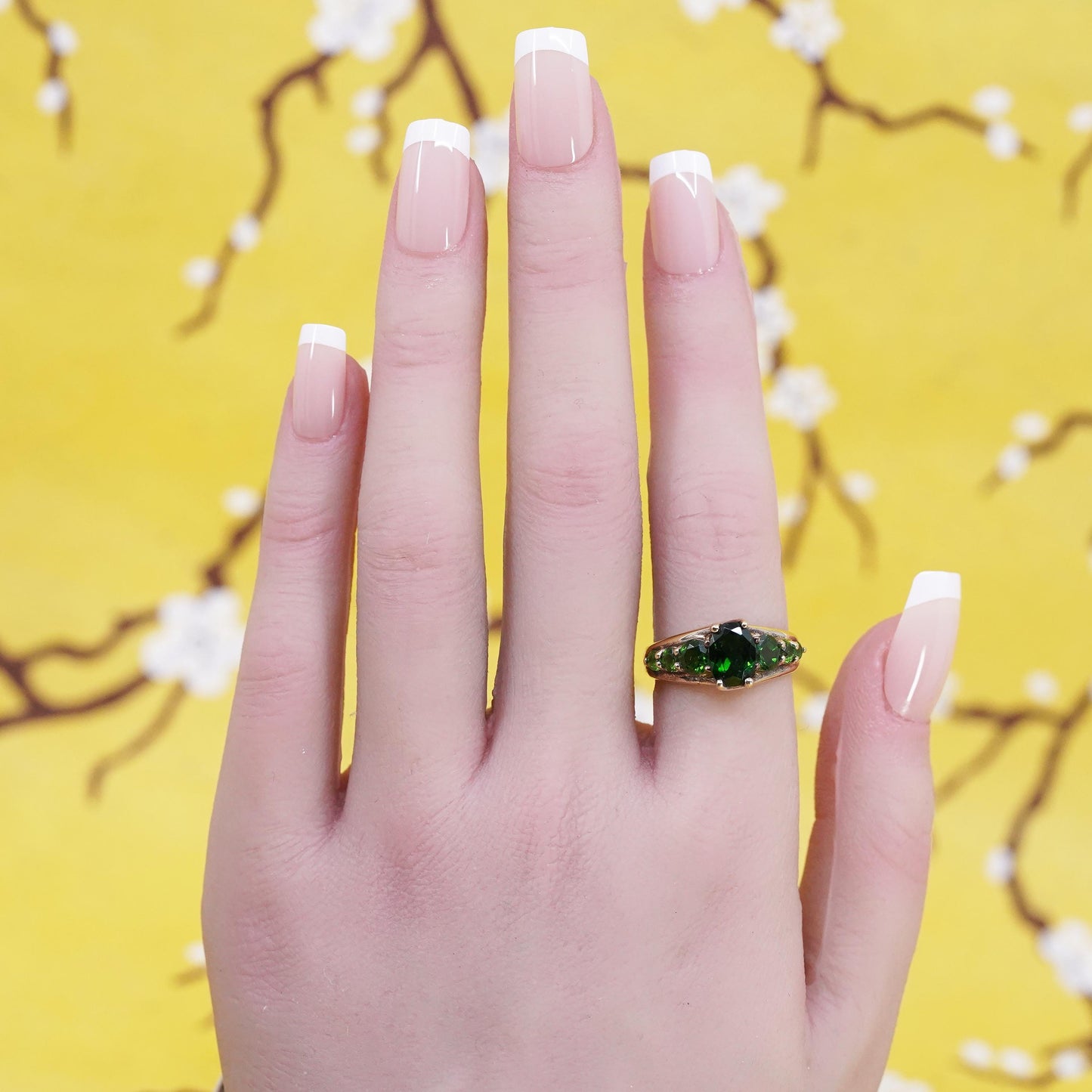 Size 7, vintage gold filled Sterling silver 925 statement ring cluster emerald