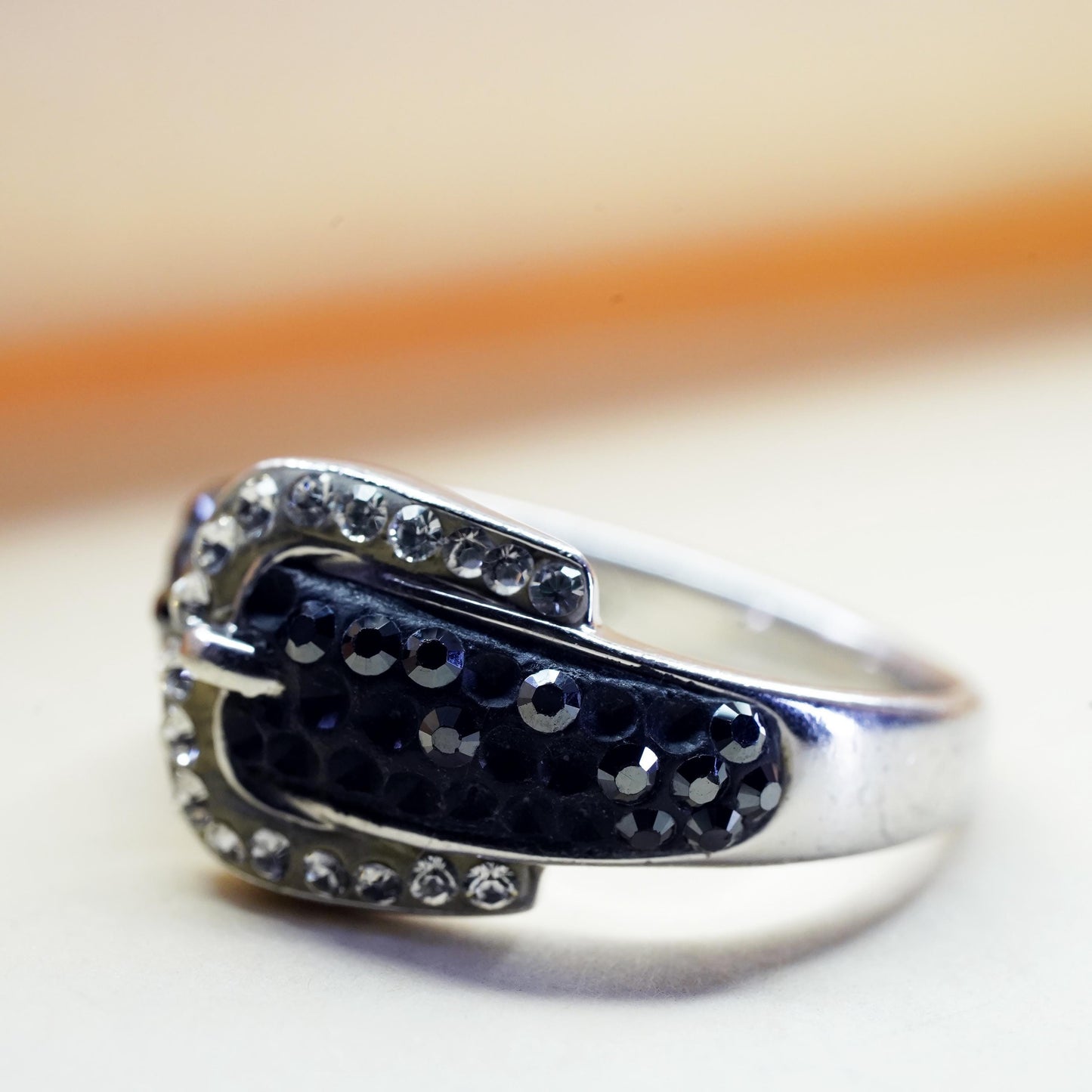 Size 8, Signed AU two tone Sterling silver 925 silver belt ring with cluster cz