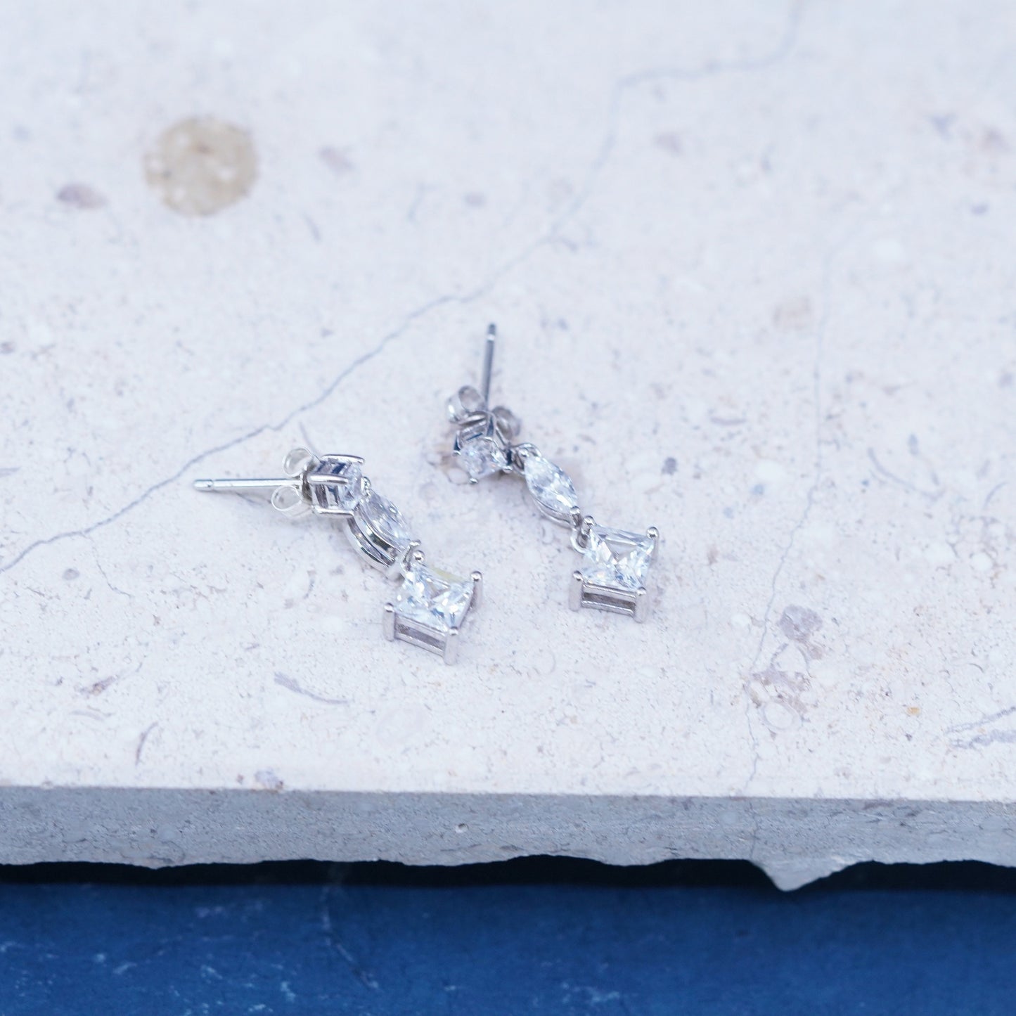 Vintage sterling silver 925 earrings with cz inlay
