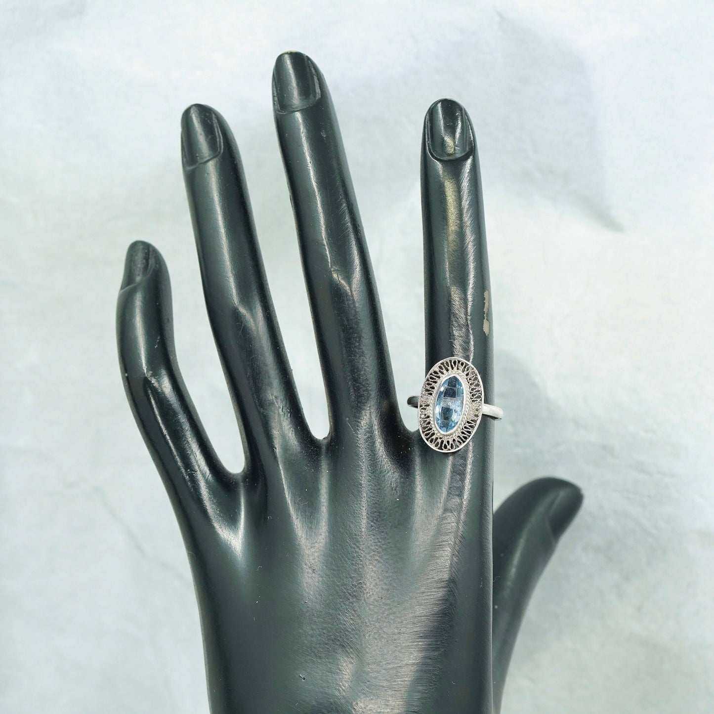 Size 7.5 vintage Sterling 925 silver handmade filigree ring with blue crystal