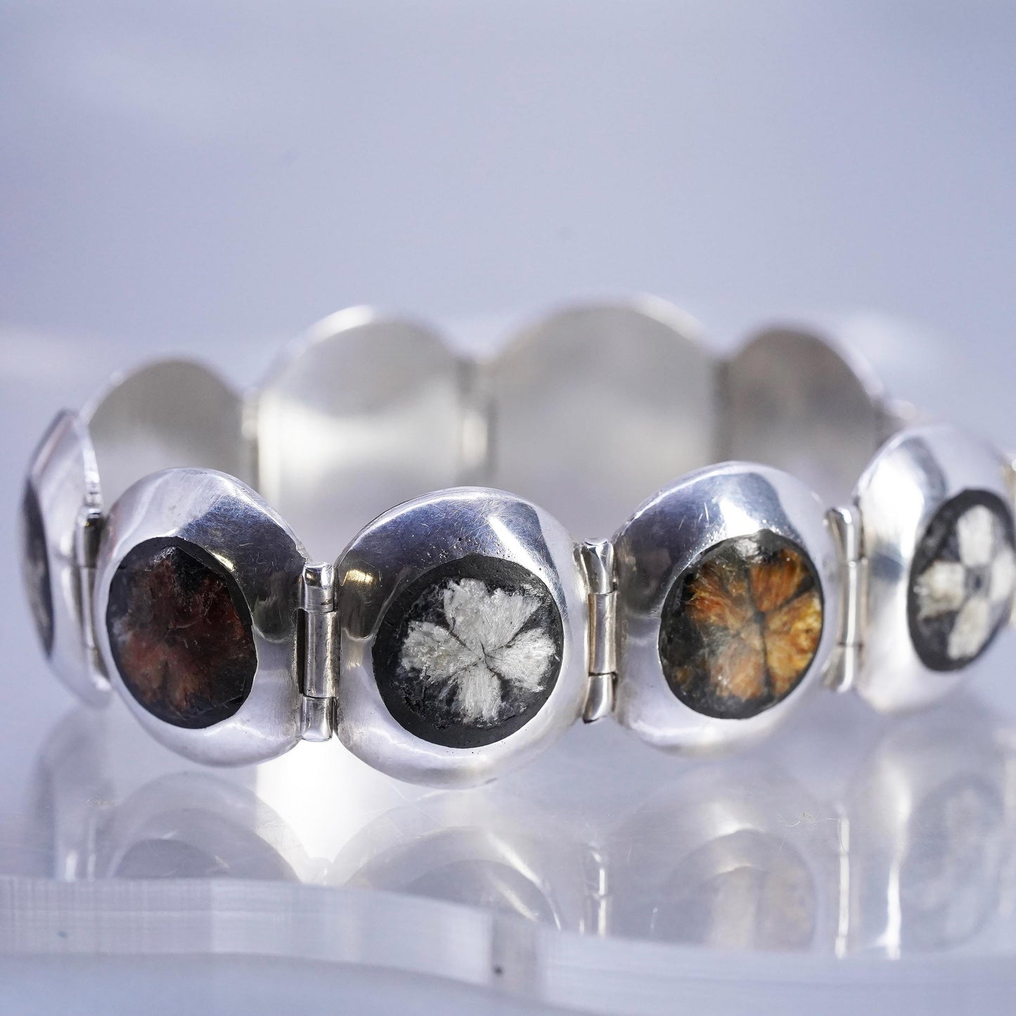 6.5”, VTG southwestern Sterling 950 Silver Chrysanthemum Stone Panel Bracelet