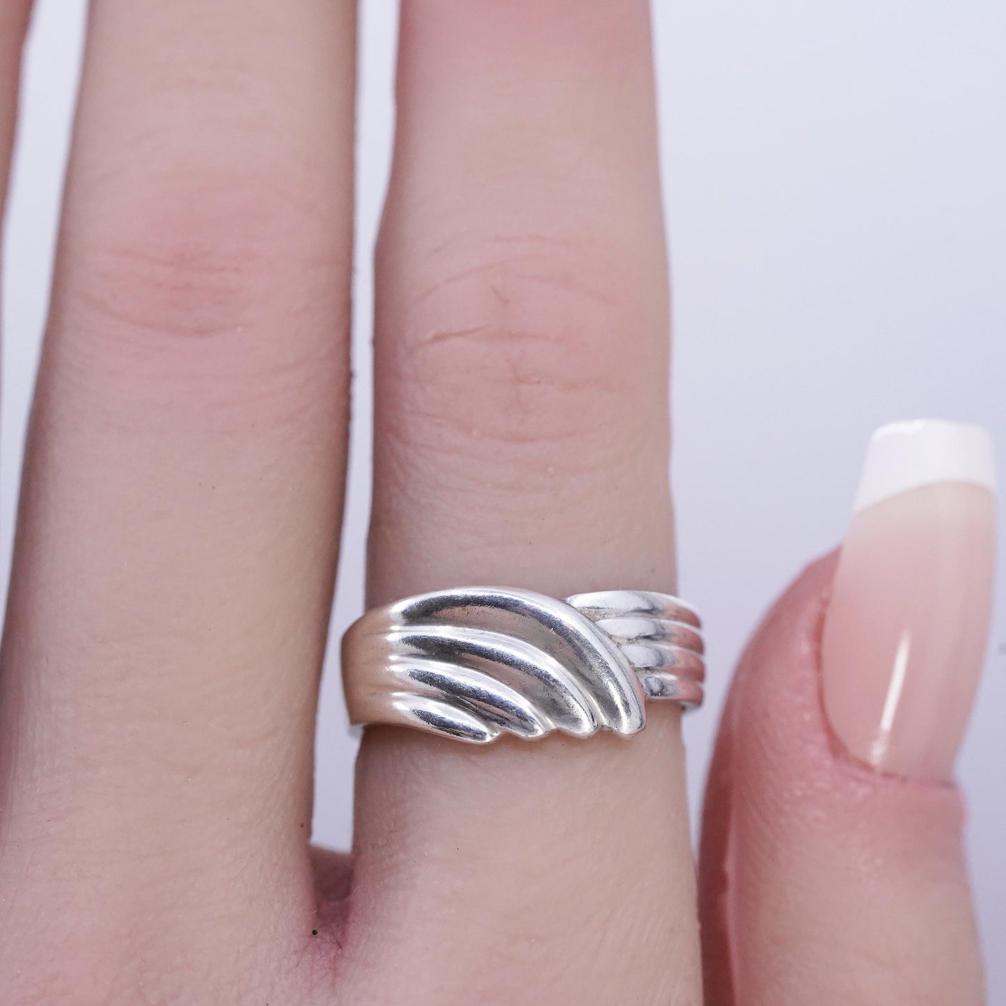 Size 7.25, vintage Sterling 925 silver handmade ring, modern ribbed band
