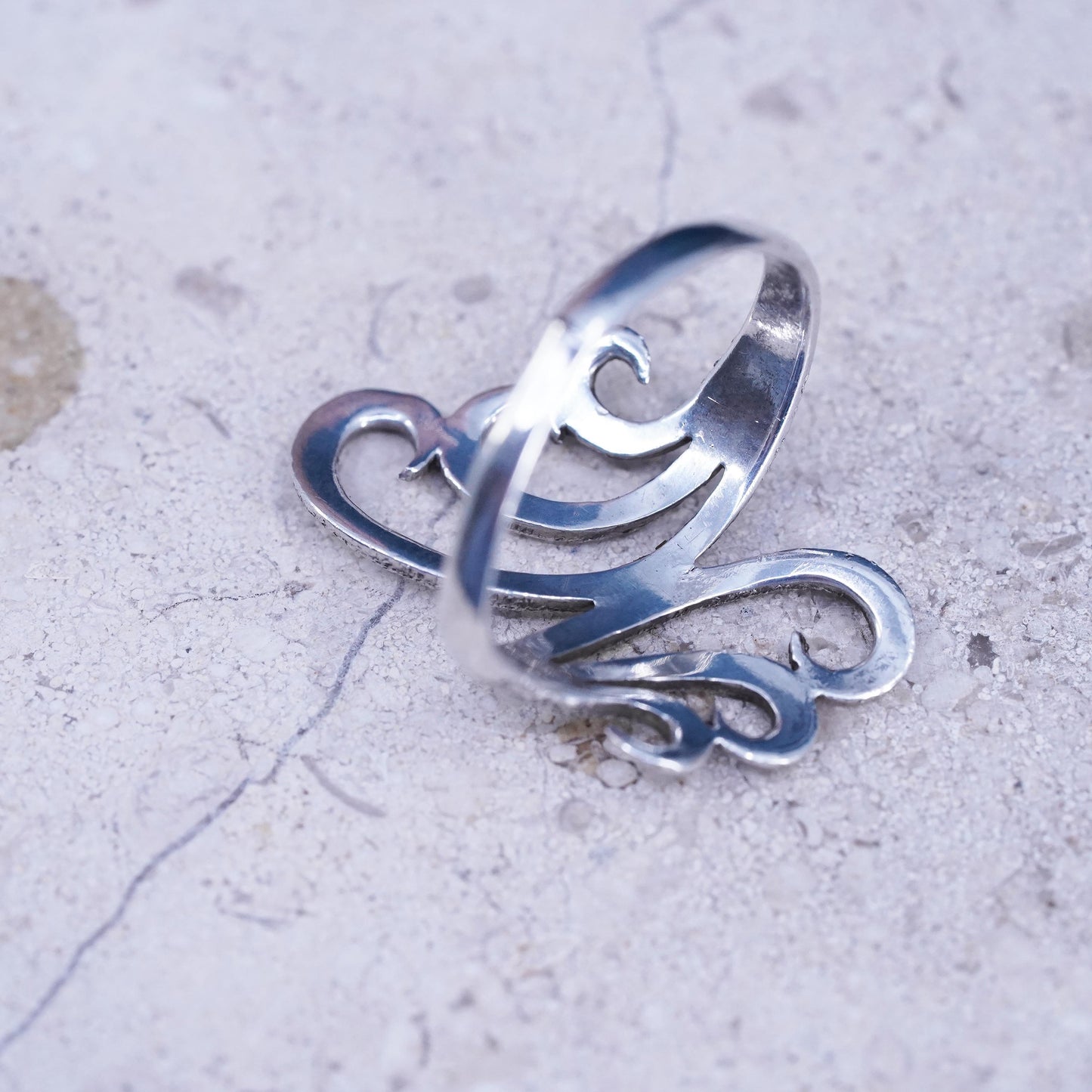Size 8, VTG minimalist, simple Sterling 925 silver handmade wide wavy ring band
