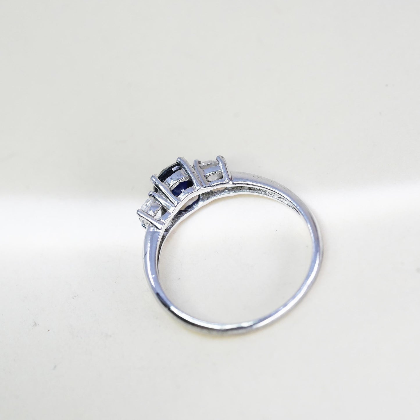 Size 7.25, Vintage Stauer Sterling Silver 925 stackable Band Ring sapphire cz