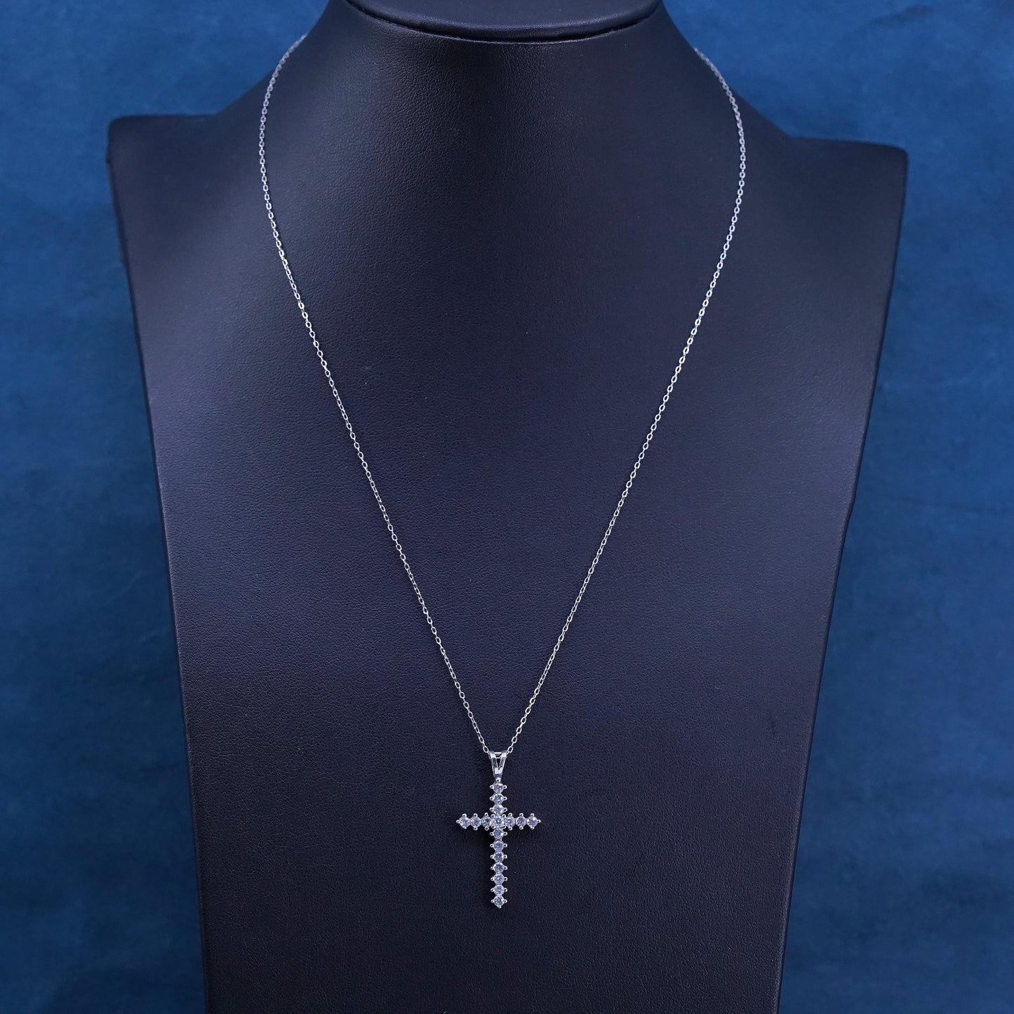 18”, 1mm, vintage Sterling silver necklace, 925 circle chain with cross pendant and Cz