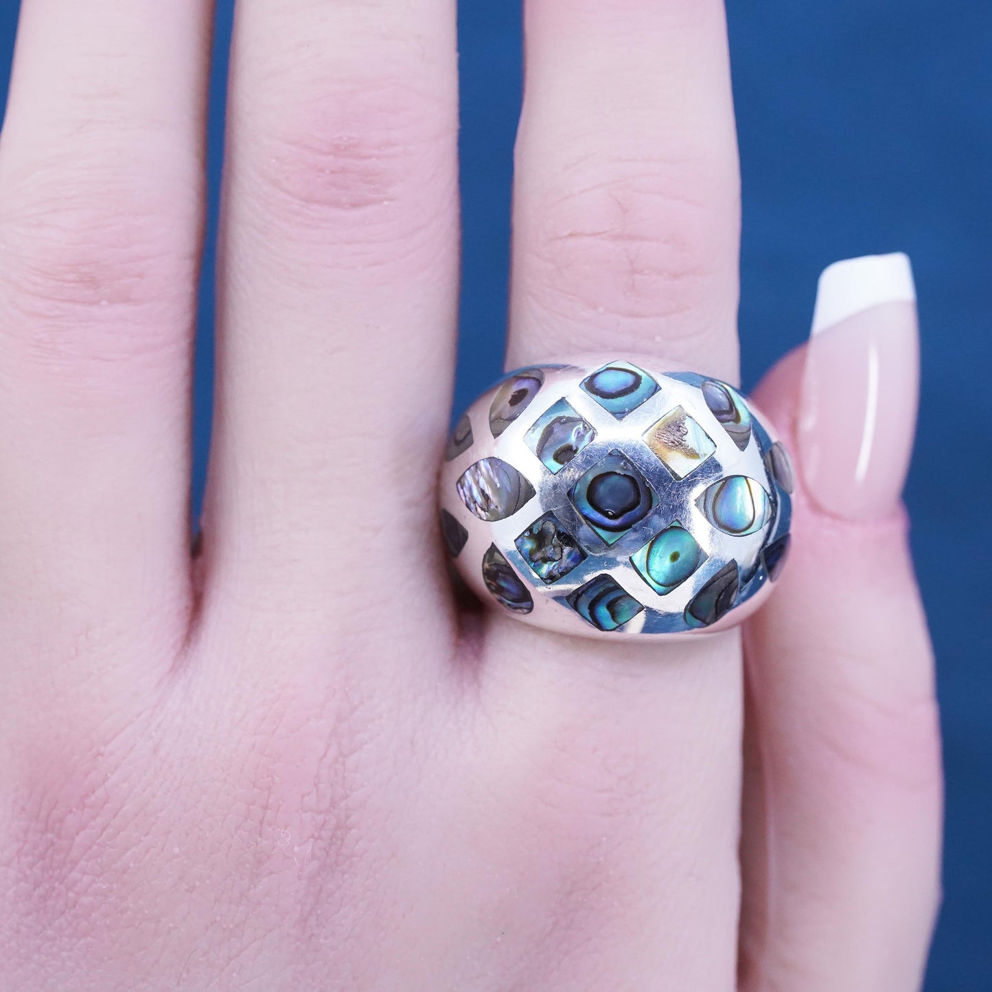 Size 7.5, vintage sterling 925 silver handmade statement ring with abalone