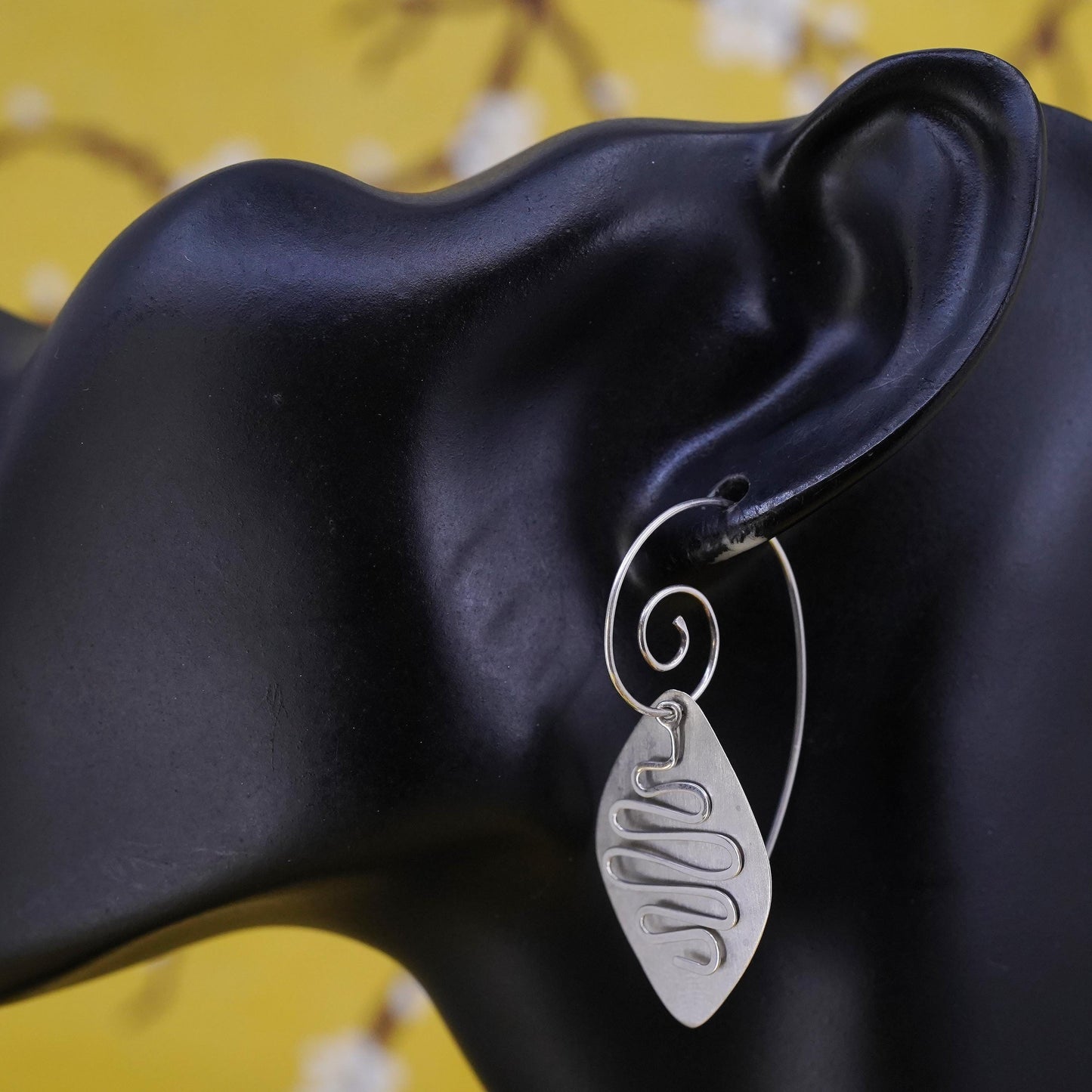 Mexican Sterling silver earrings, 925 Hammered disc swirly sprial dangles
