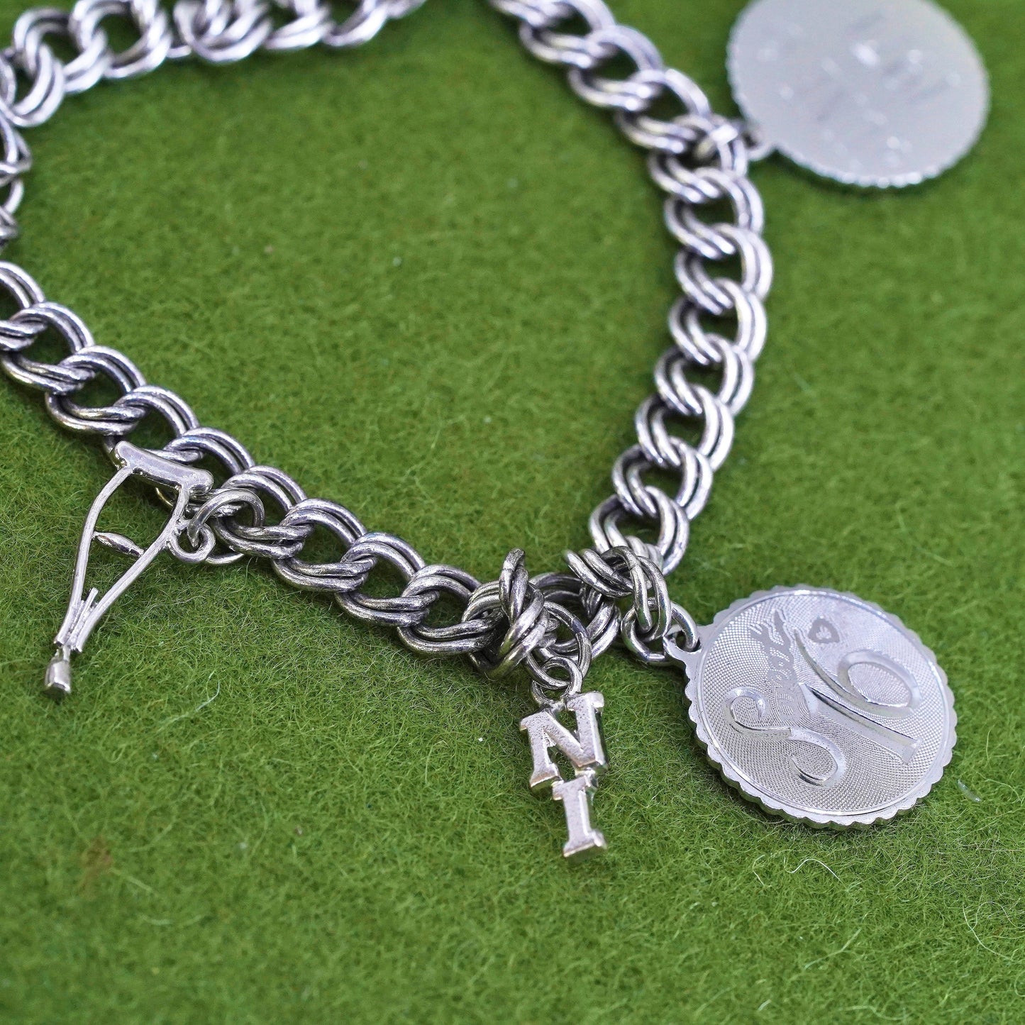 7", 7mm, Vintage sterling silver bracelet, 925 double curb chain with 5 charms