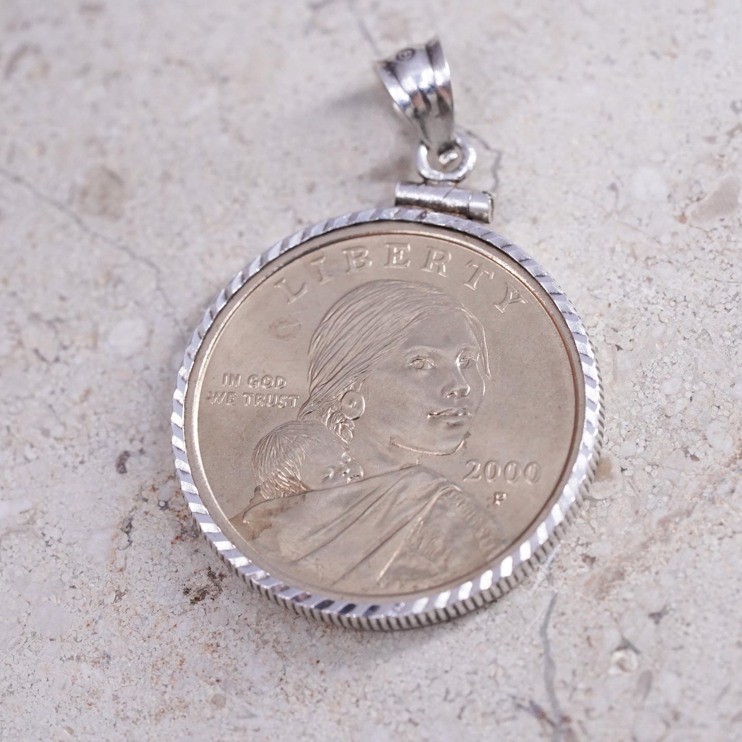 Rare 2000 P Sacagawea One Dollar Coin in Sterling 925 silver pendant case