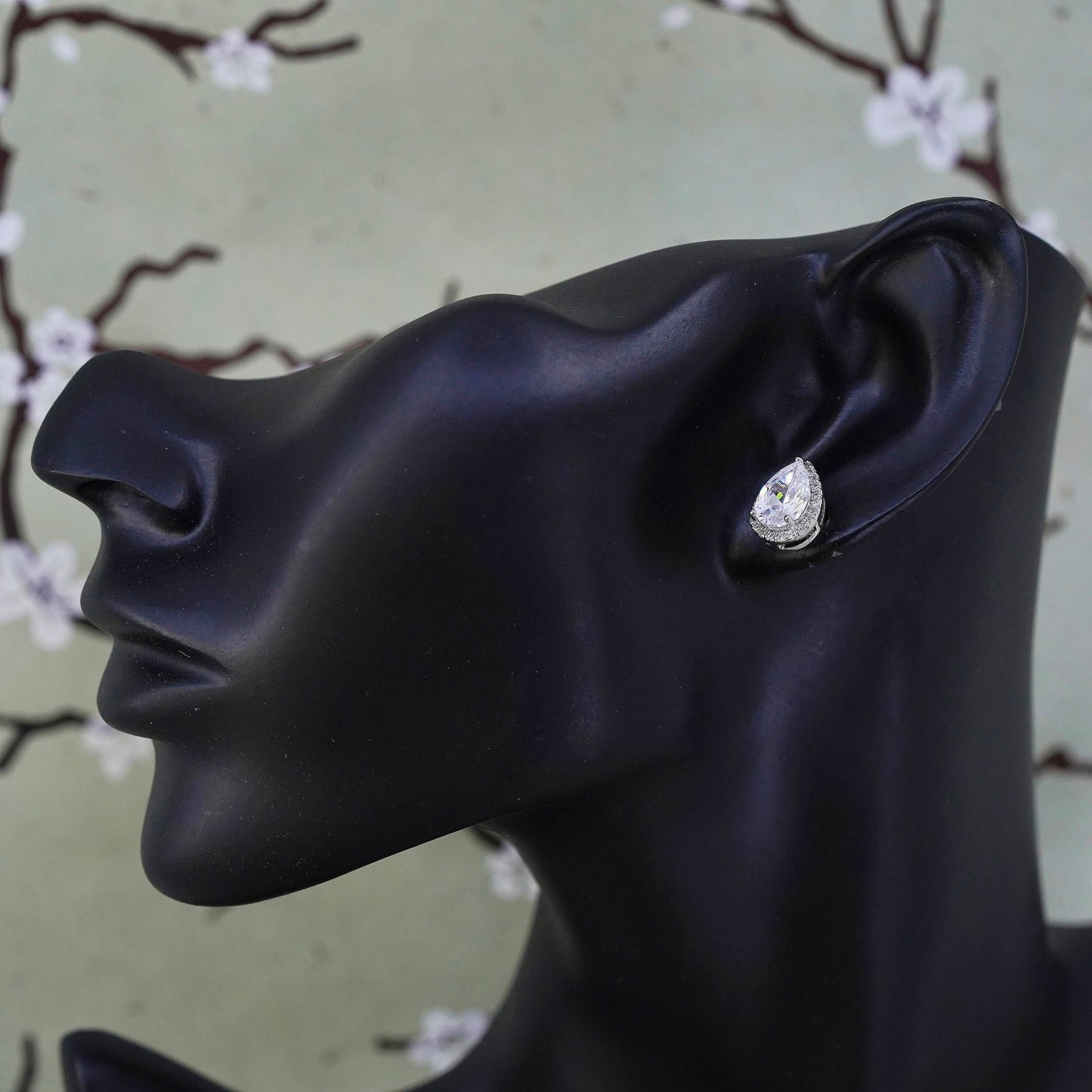 Vintage sterling silver genuine cz teardrop studs, fashion minimalist earrings