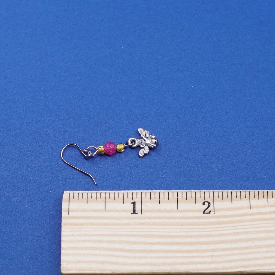 VTG sterling silver handmade earrings, 925 w/ ruby bead N bee dangle
