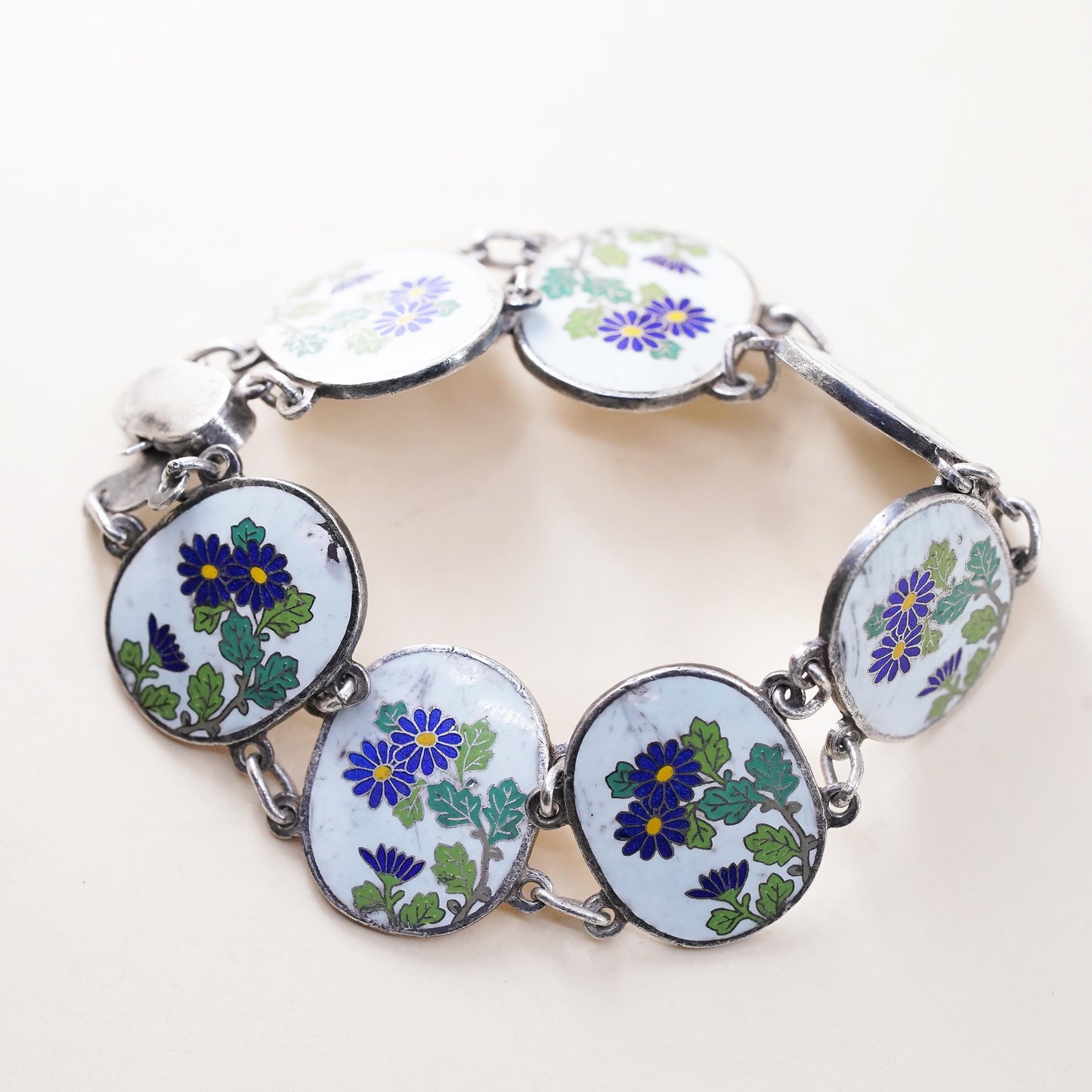 6.25”, Vintage handmade sterling 925 silver tennis bracelet with enamel flower