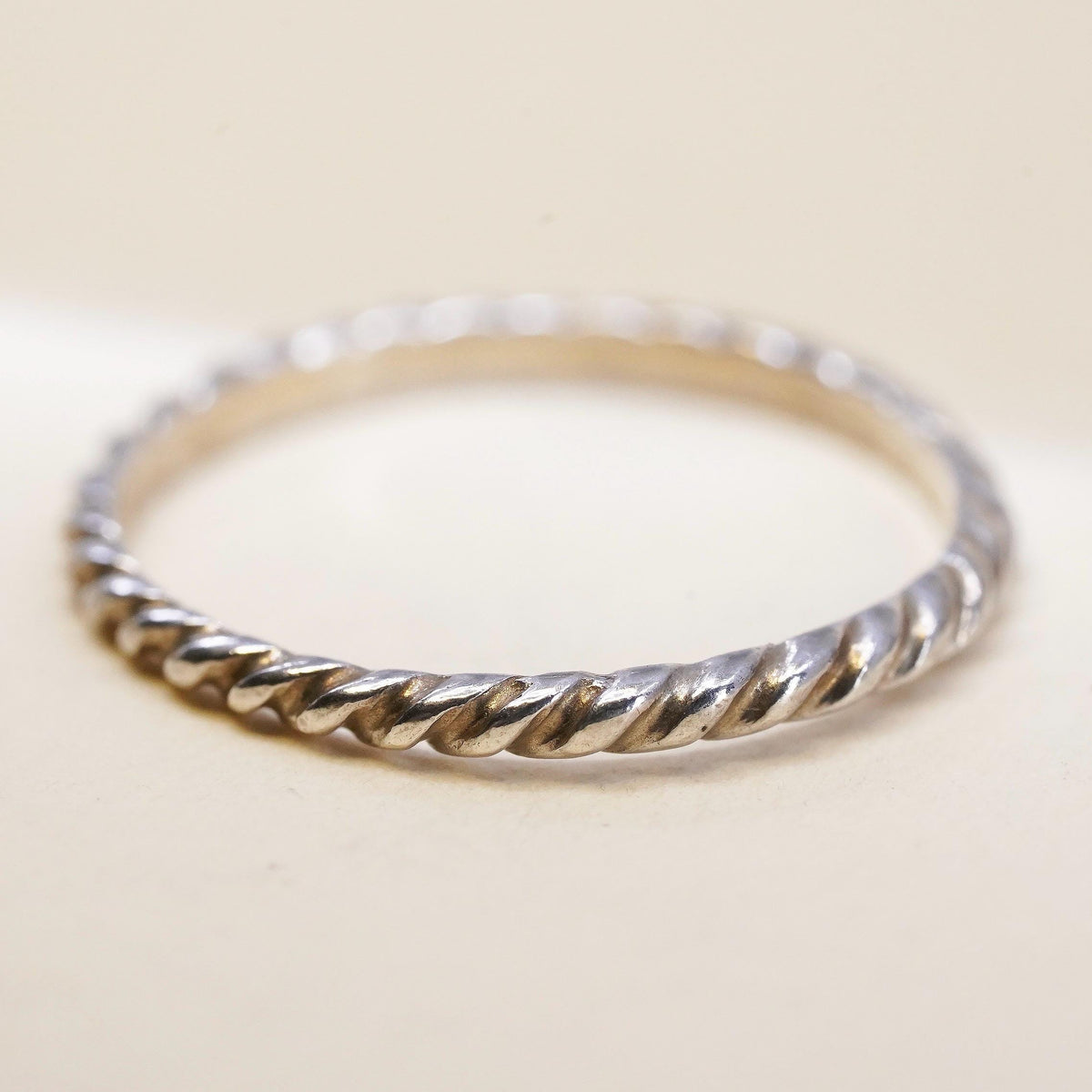 Size 8, Vintage Shube southwestern sterling silver ring, woven pattern 925 band