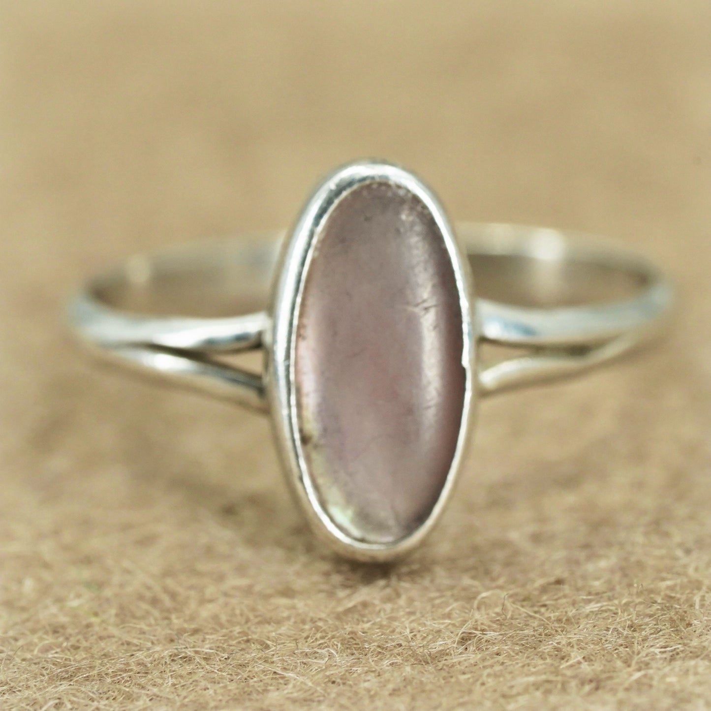Size 8.25, Native American navajo Sterling 925 silver ring pink mother of pearl