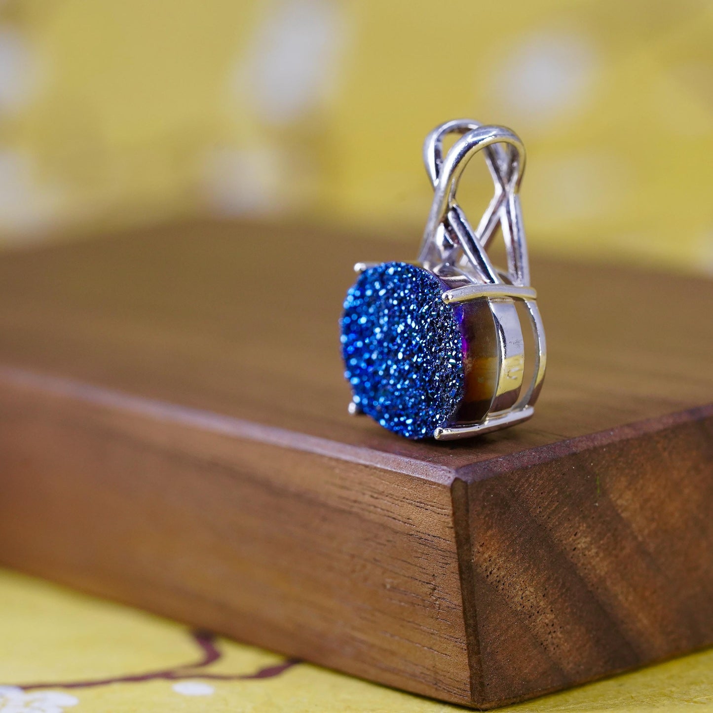 Vintage Sterling silver handmade pendant, 925 oval with blue druzy stone