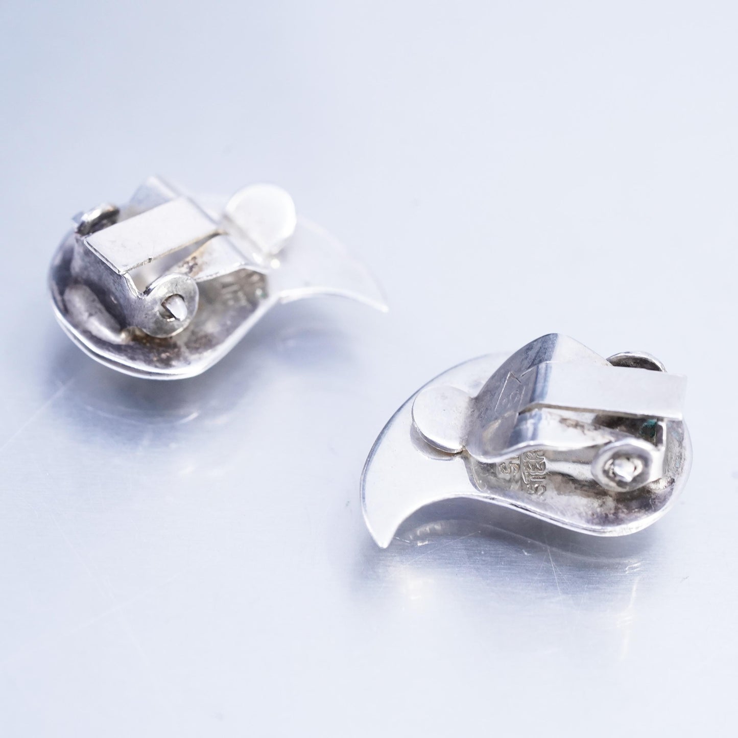 Vintage Siam sterling silver clip on earrings, 925 teardrop earrings, niello