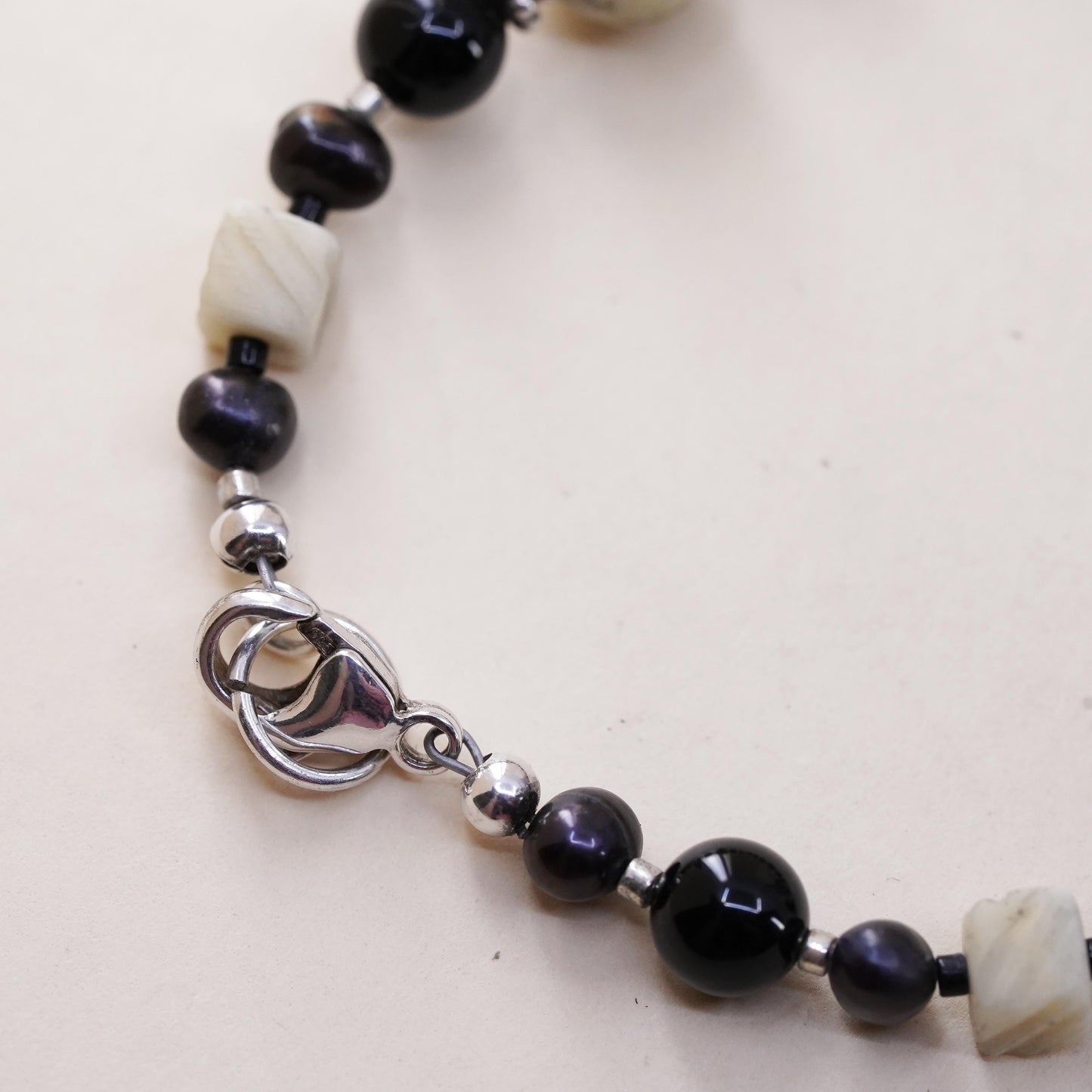 6.5”, Vintage Sterling 925 silver handmade bracelet with onyx Jasper beads