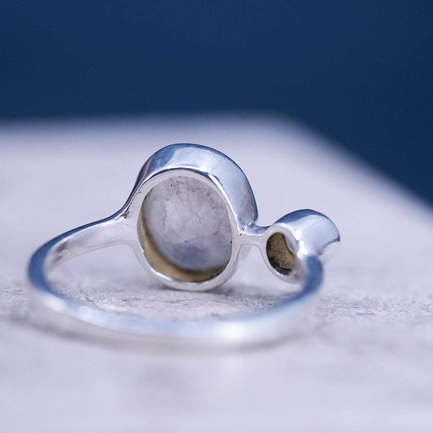 Size 6.75, vintage Sterling 925 silver handmade ring with moonstone and beads