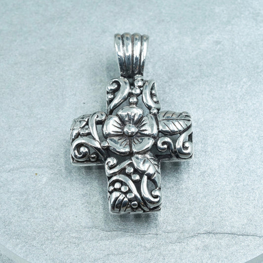 Vintage sterling 925 silver handmade pendant, filigree flower cross