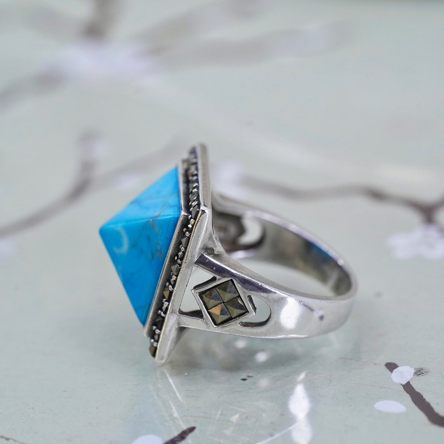 Size 7, sterling silver Native American 925 ring w/ pyramid turquoise marcasite