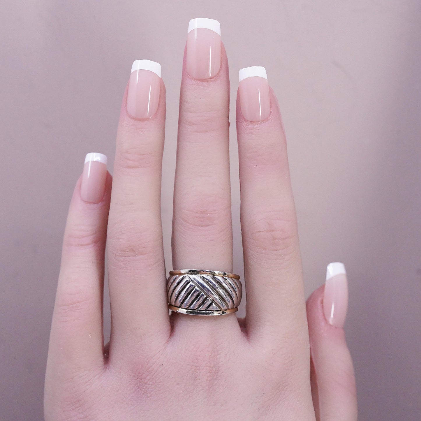 Size 7.5, vintage Sterling 925 silver handmade ribbed cable textured ring band