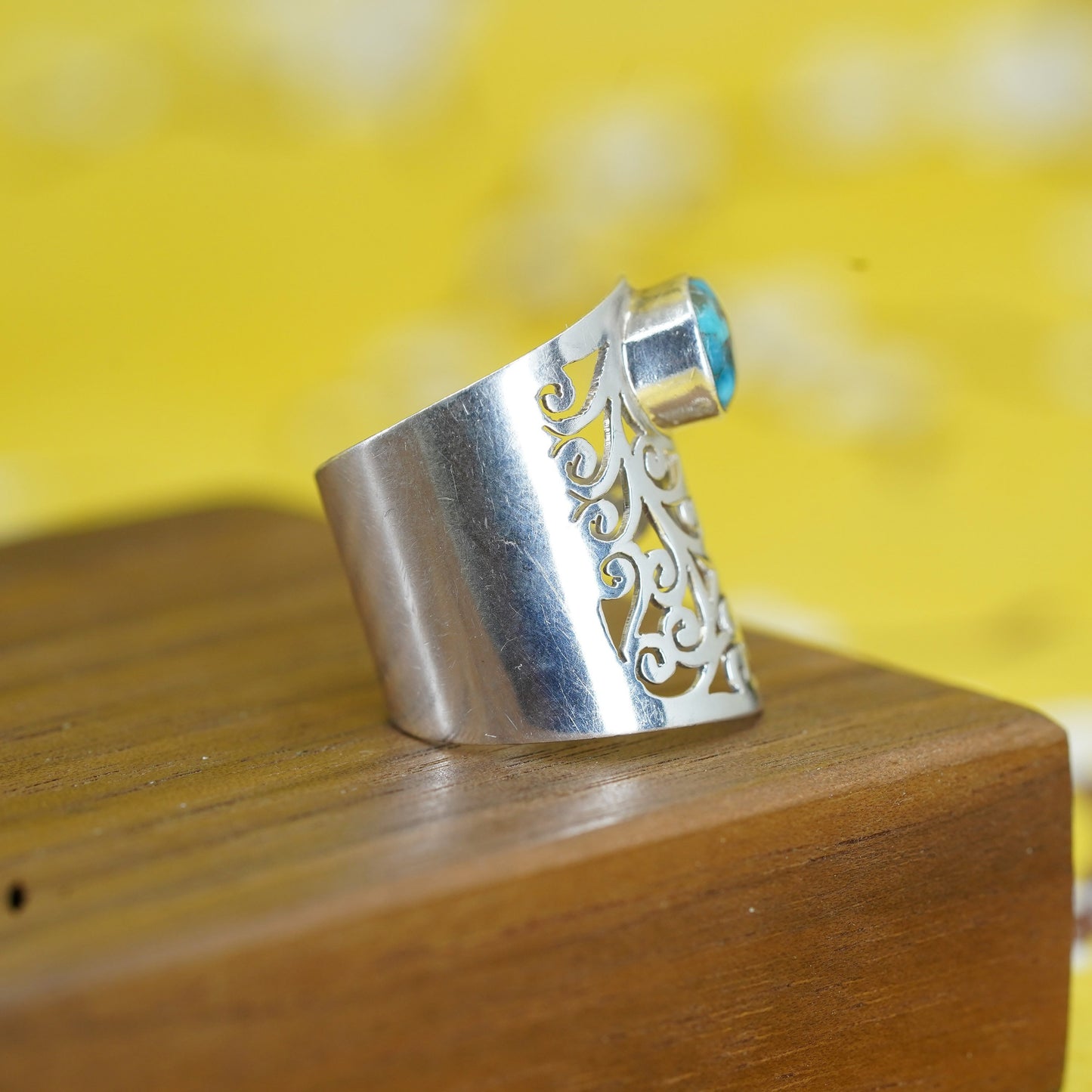 Size 6.5, vintage Sterling 925 silver handmade ring with turquoise and filigree