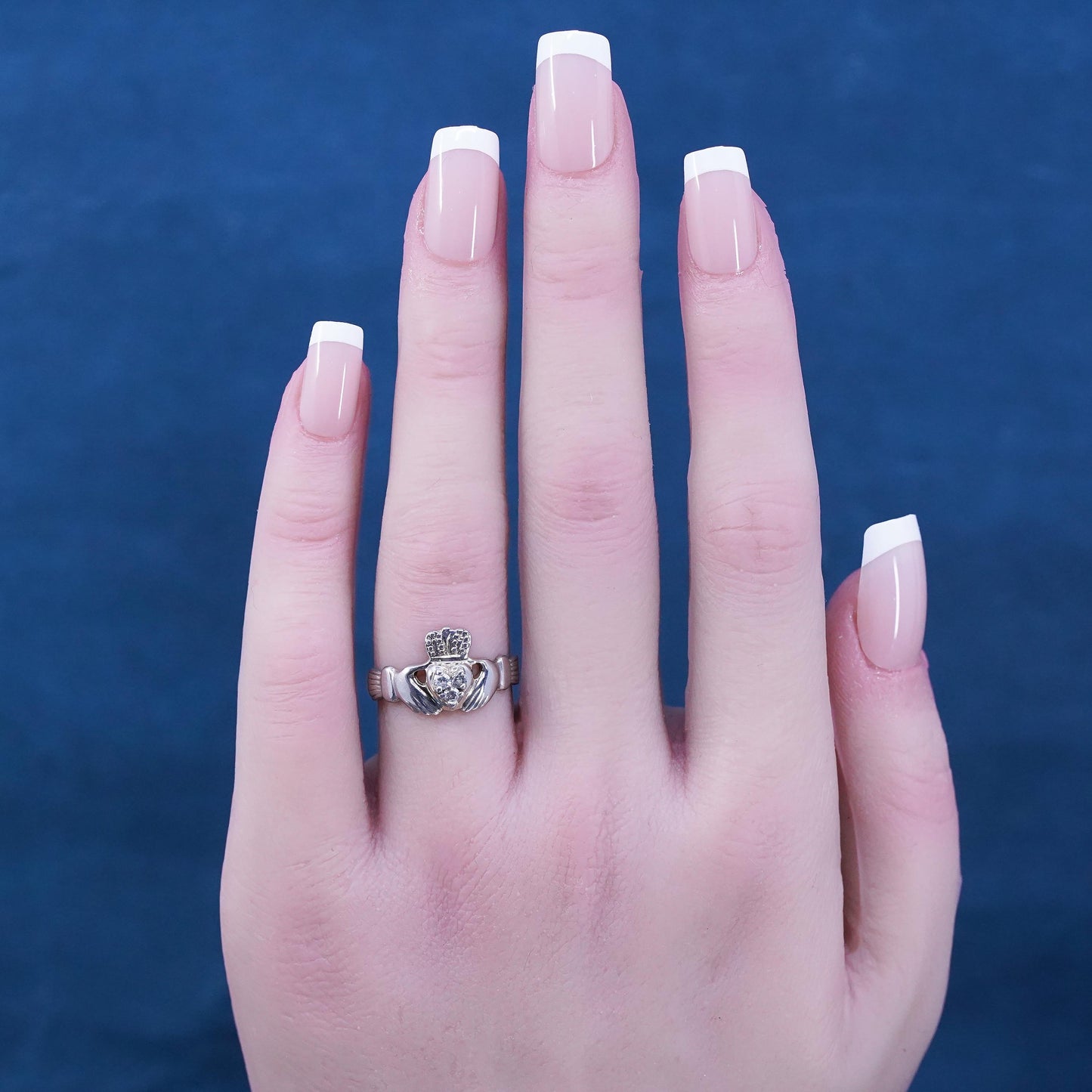 Size 6.5, Irish sterling silver claddagh ring, holding heart 925 silver band cz