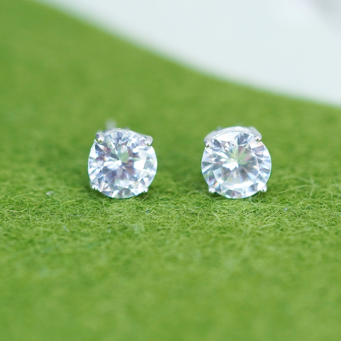 7mm, Vintage sterling silver genuine cz studs, fashion minimalist earrings