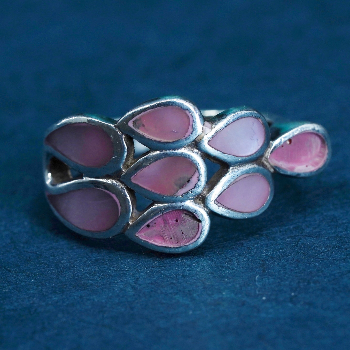 Size 7.5, vintage Sterling 925 silver handmade ring with pink mother of pearl