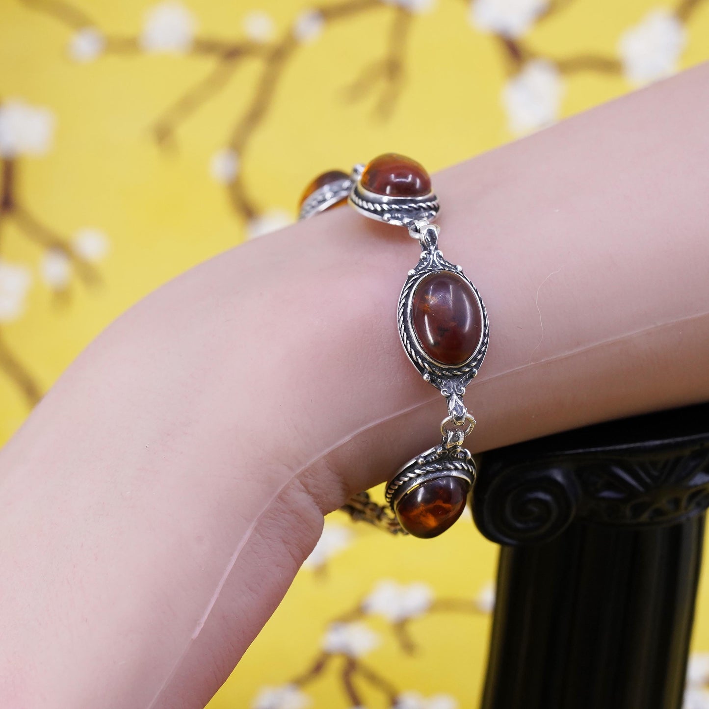 6.5", vintage Sterling 925 silver handmade bracelet oval amber toggle closure