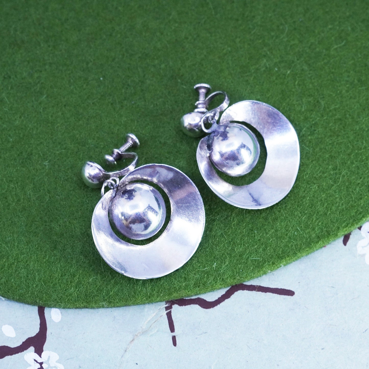 Vintage Sterling silver handmade earrings, 925 screw back circle bead earrings