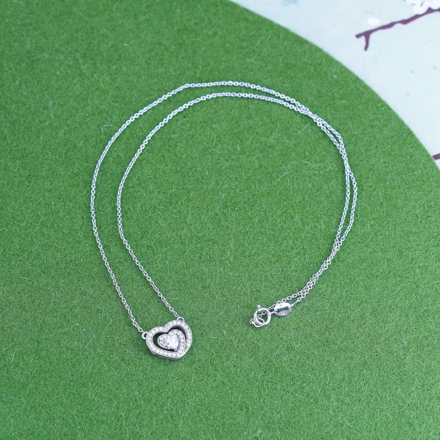 18”, Vintage sterling silver circle chain with Cluster Cz heart pendant