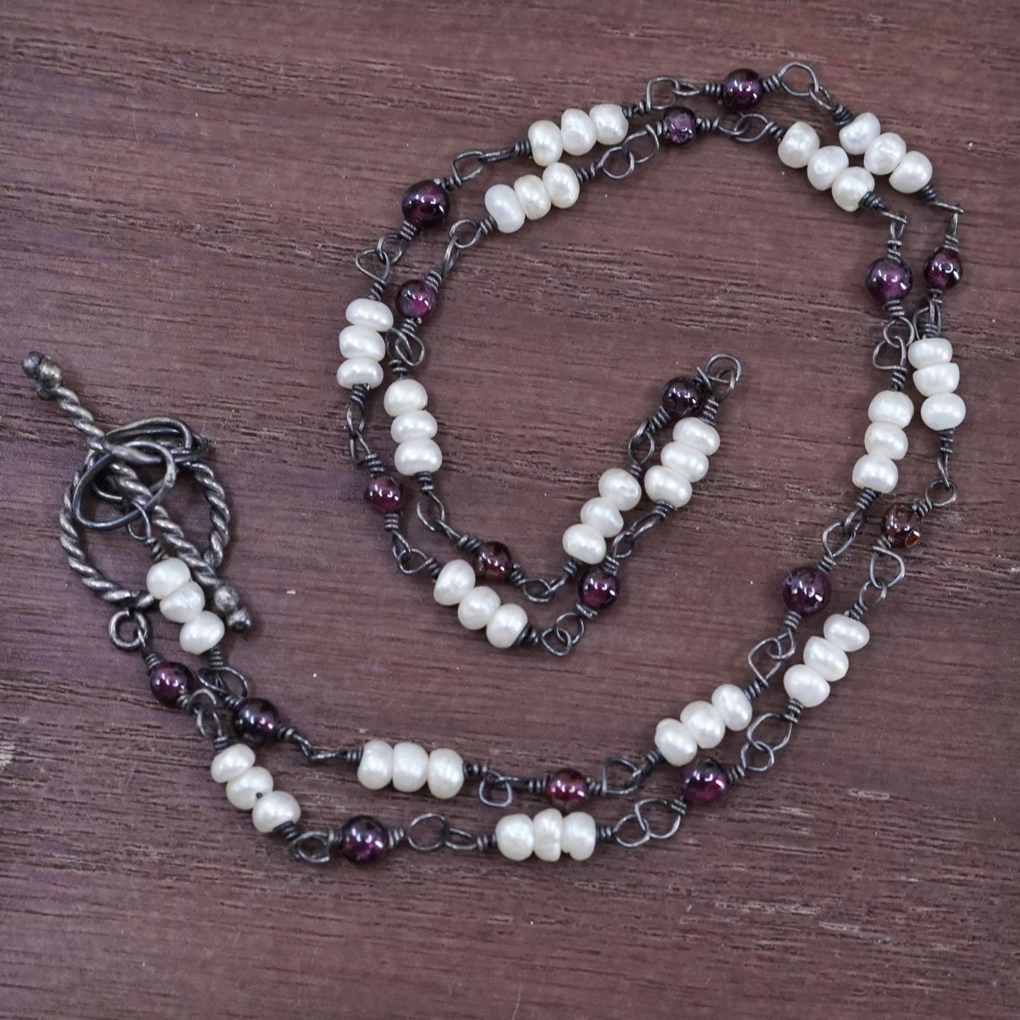16”, Sterling silver 925 handmade necklace freshwater pearl and garnet beads