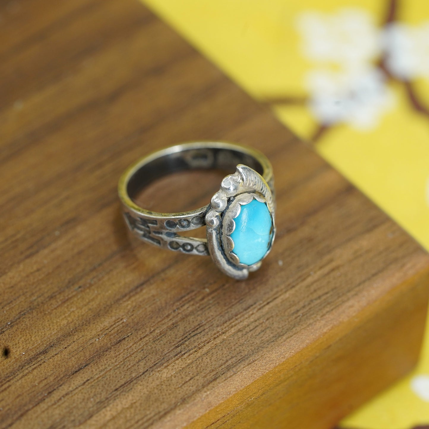 Size 4.25, Native American bell trading post Sterling silver ring, jewelry