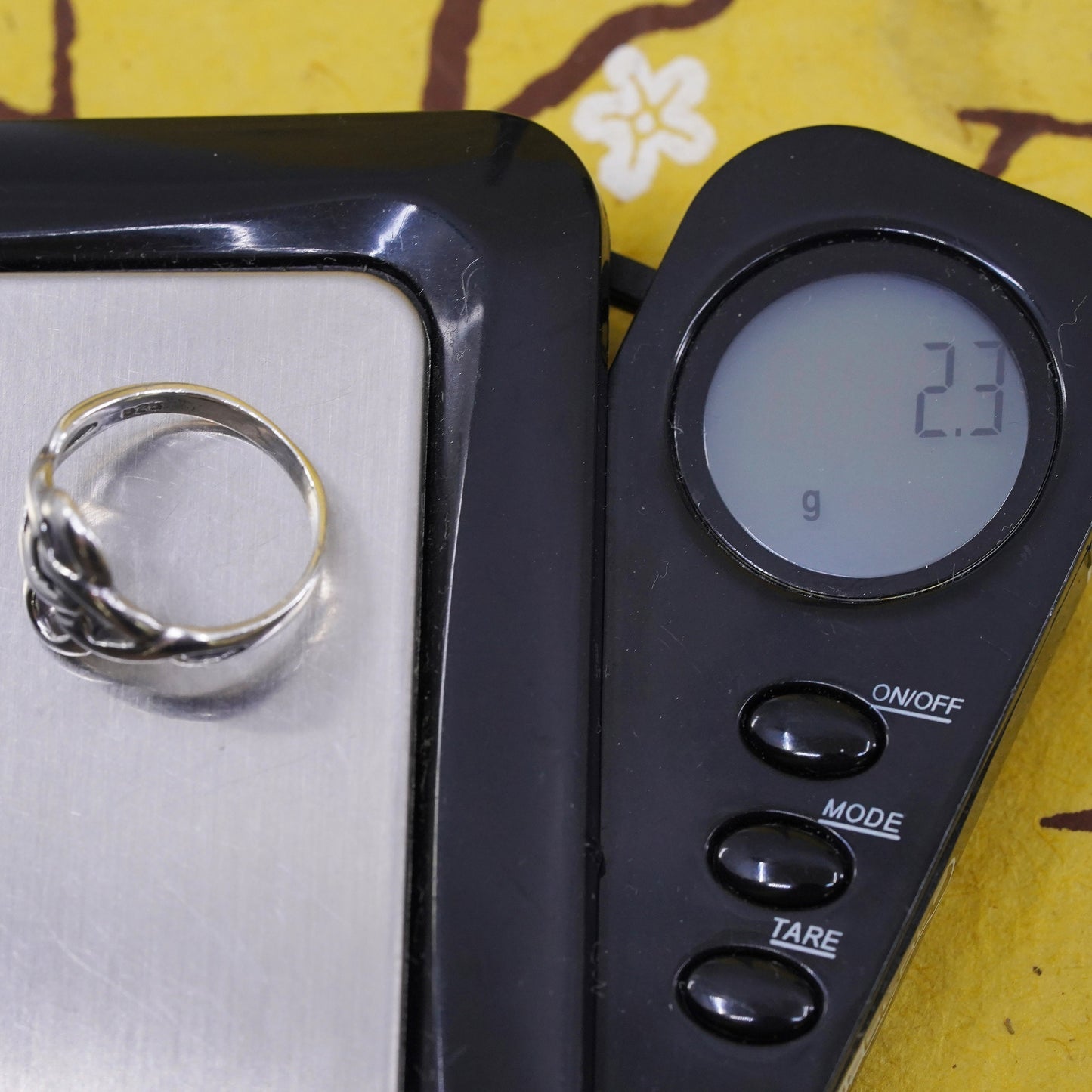 Size 4.75, vintage Sterling silver handmade wired ring, 925 Irish band