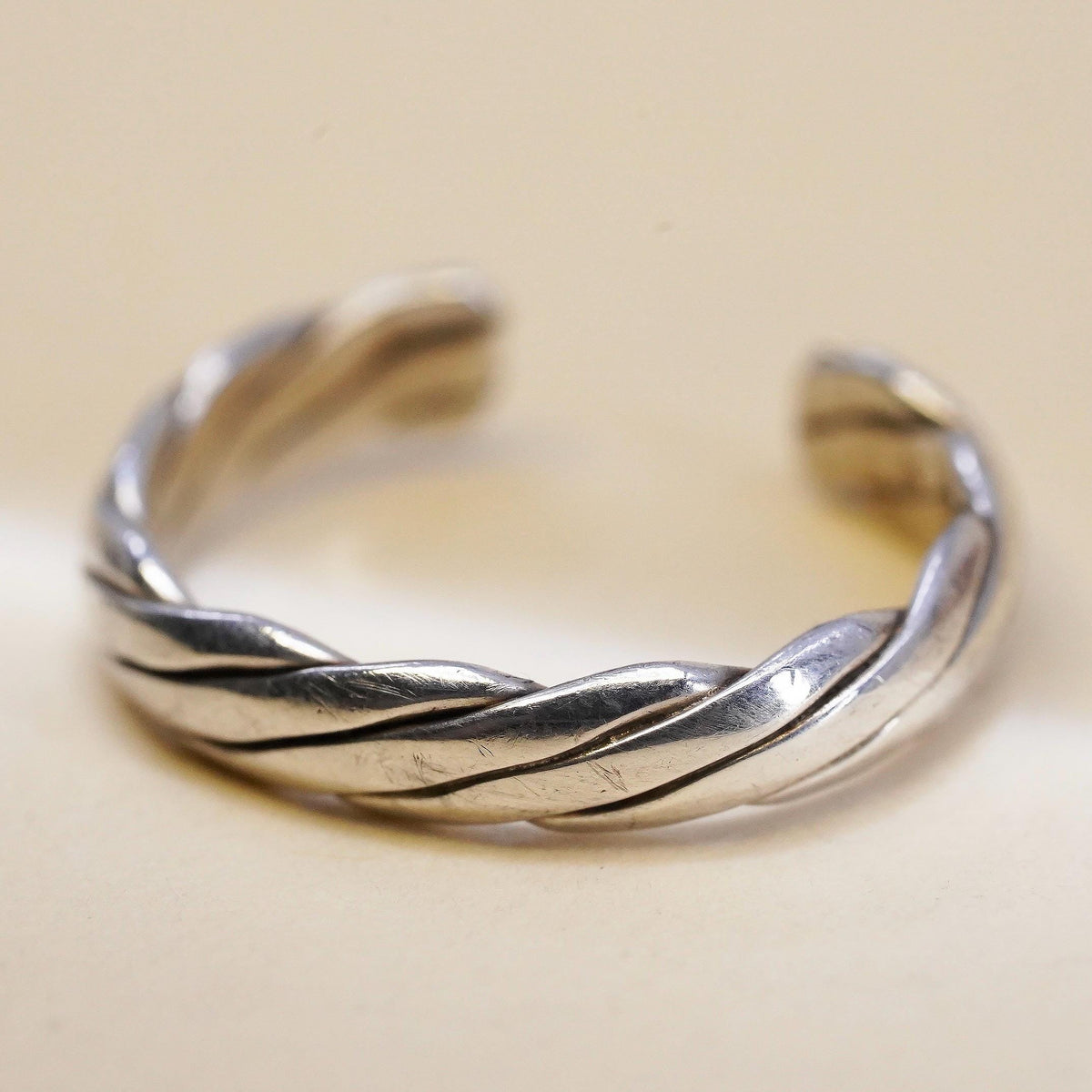 Size 4, vintage sterling silver handmade ring, 925 cable open band